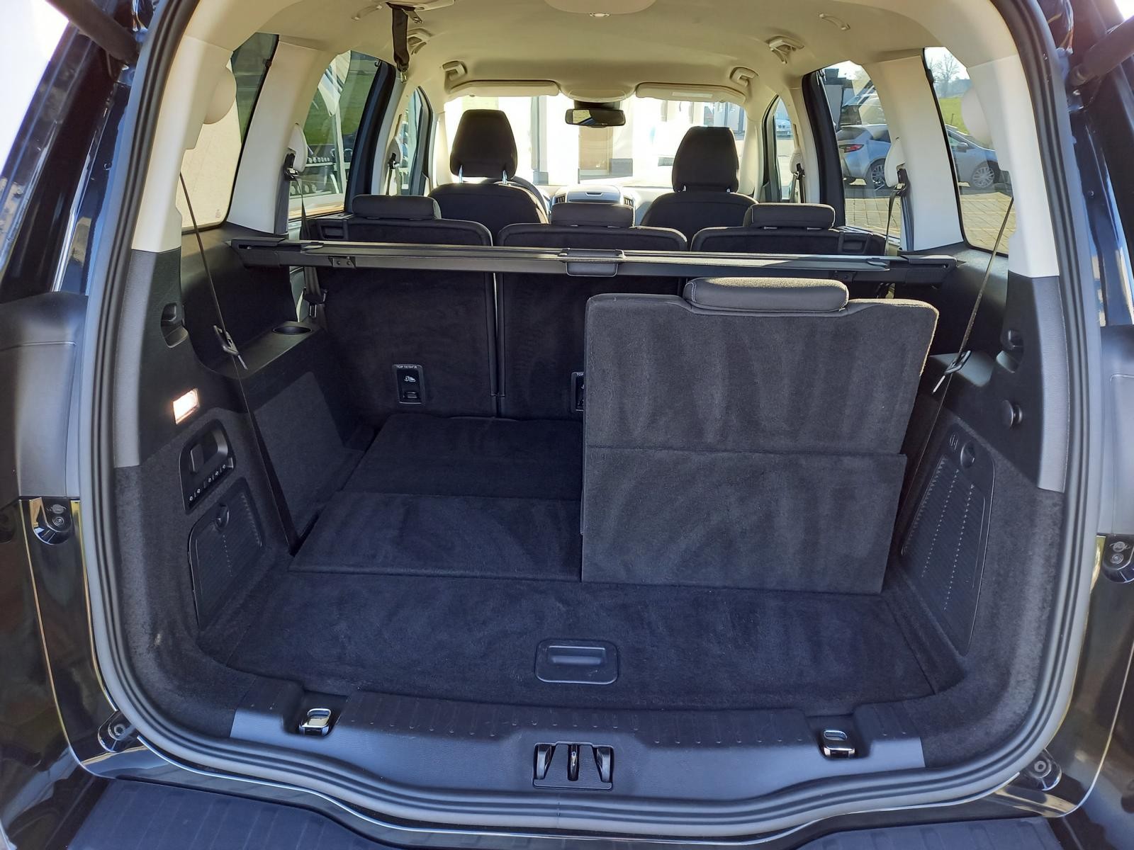 FORD Galaxy 2.5 FHEV Titanium 7Pl CVT-image-14