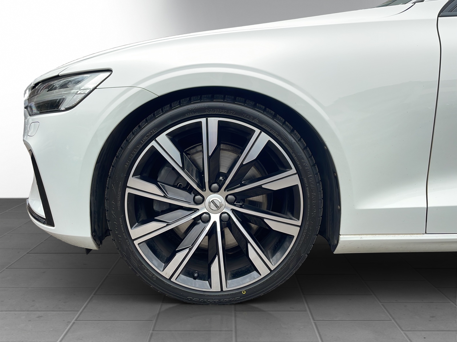 VOLVO V60 T6 AWD R-Design Geartronic-image-8
