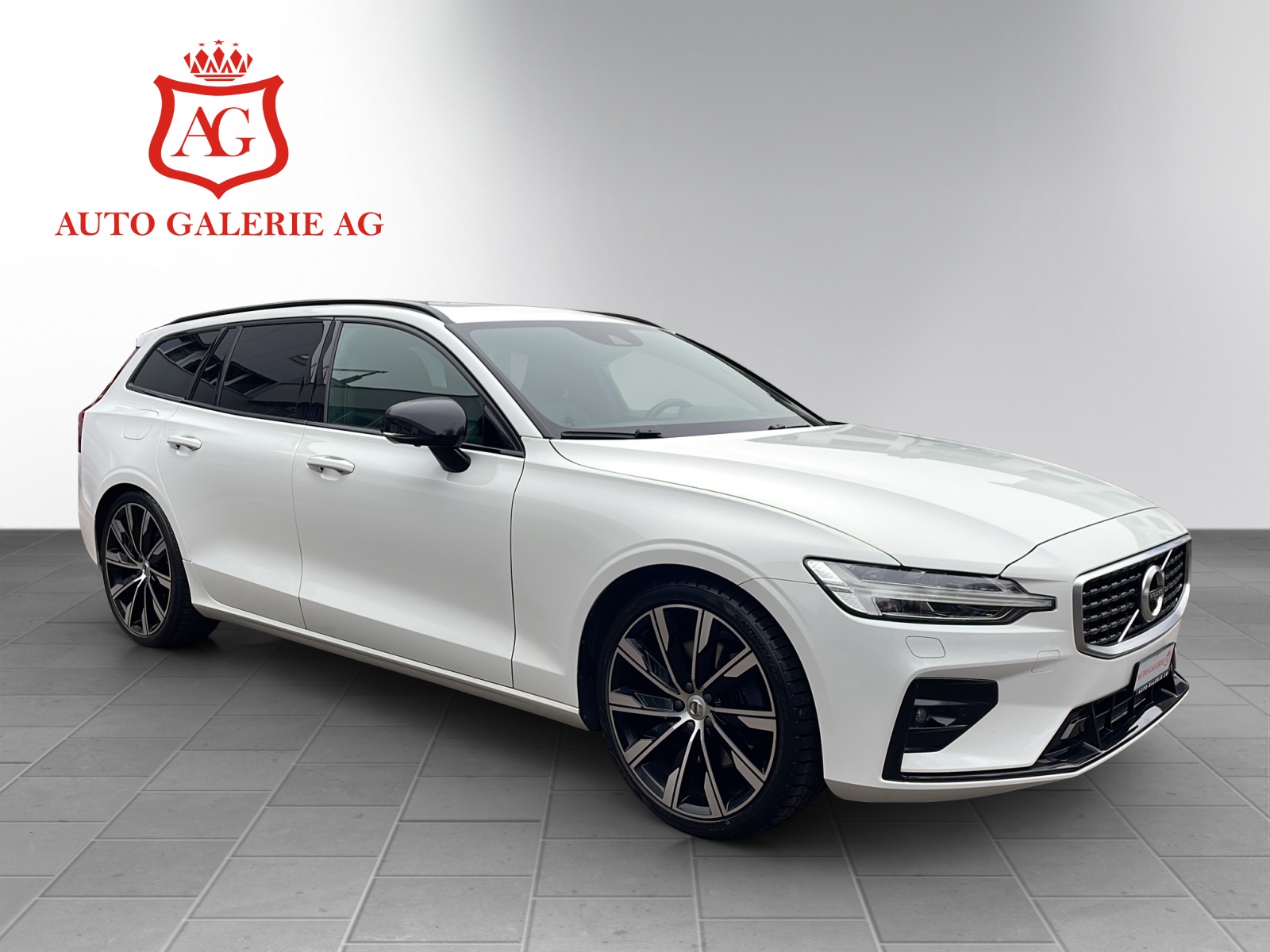 VOLVO V60 T6 AWD R-Design Geartronic-image-6