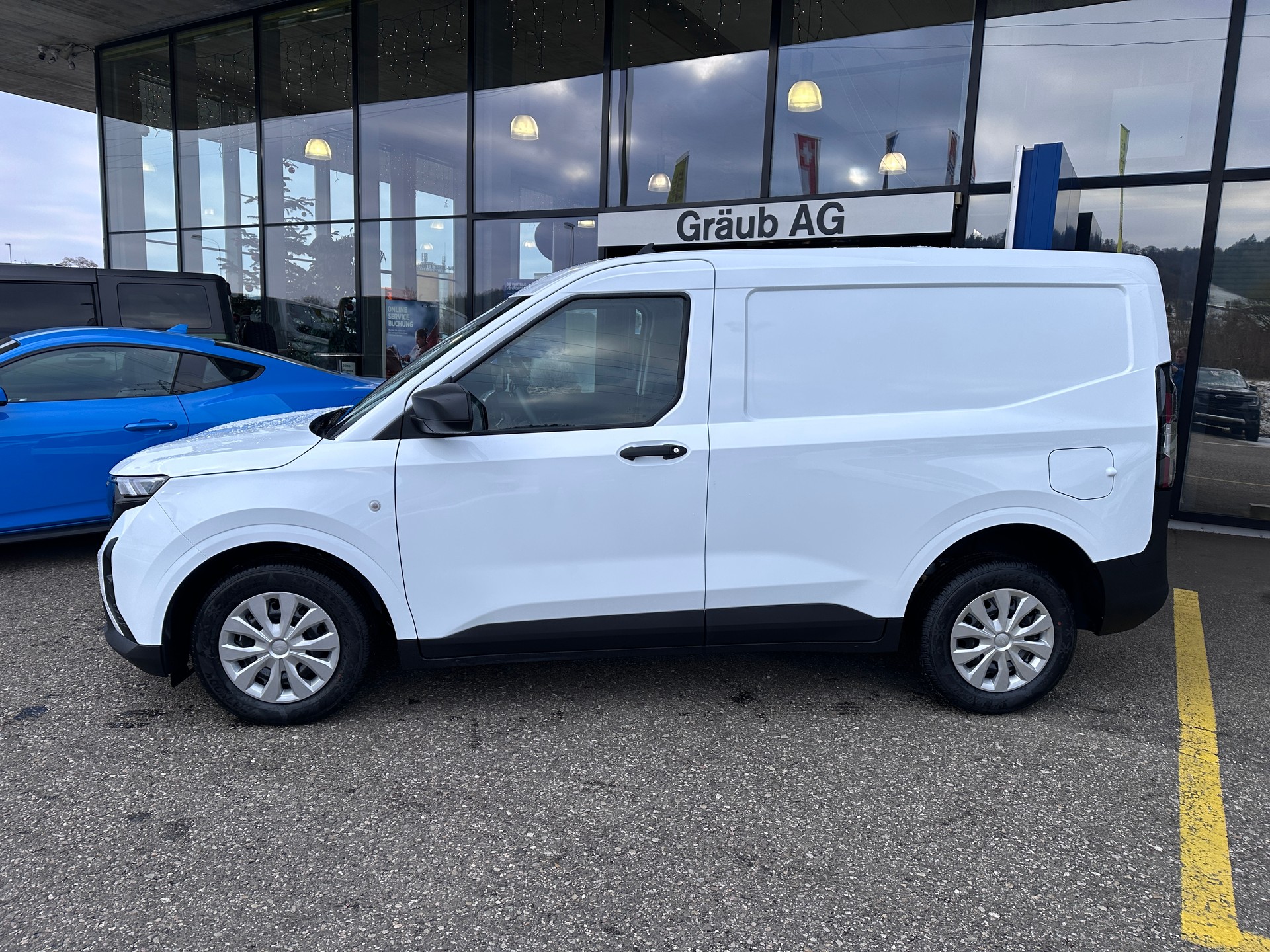 FORD Transit Courier Van 1.0 EcoBoost Trend Automat-showroom-element-3
