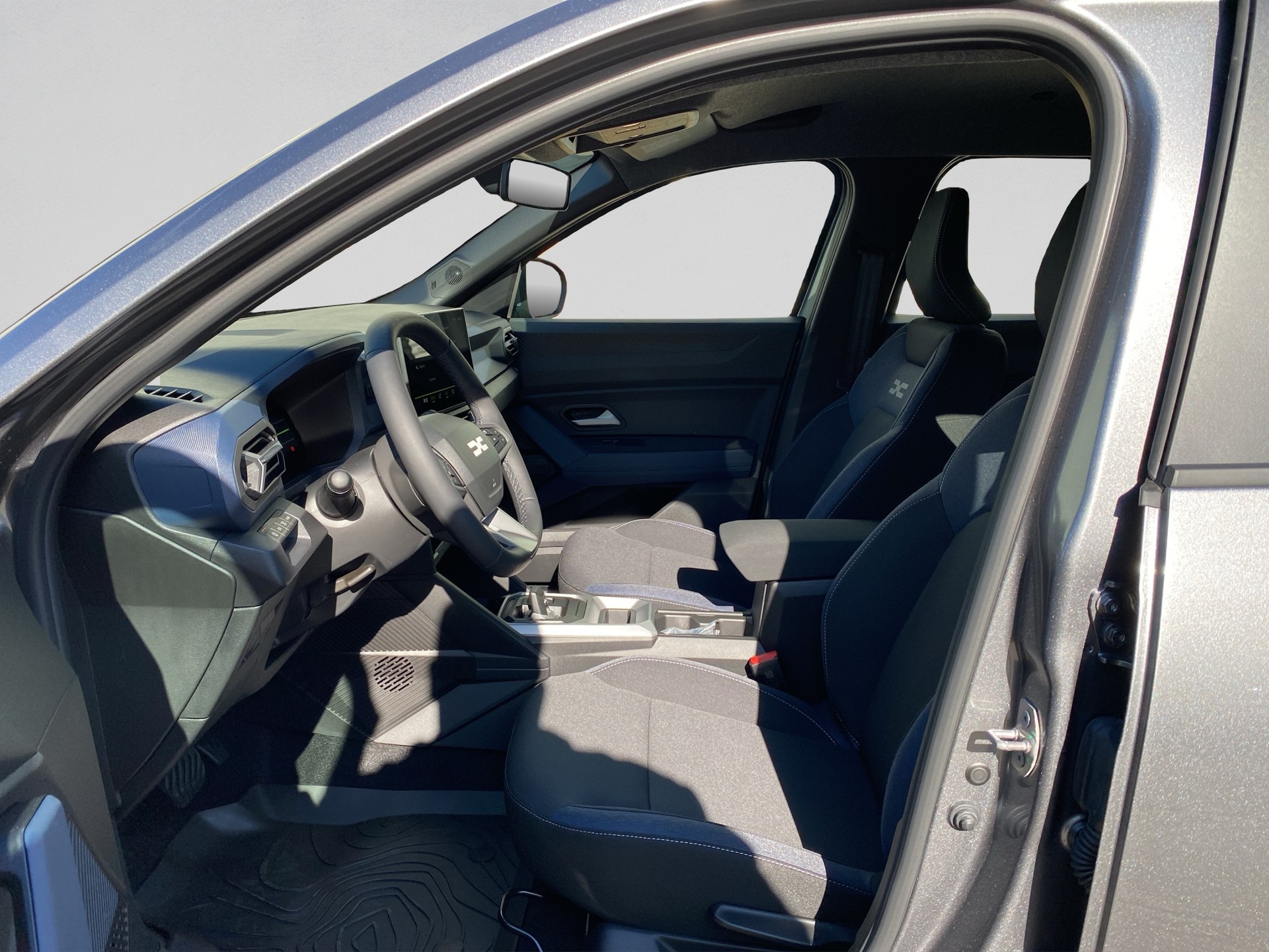 DACIA Bigster HEV 155 Journey-image-8