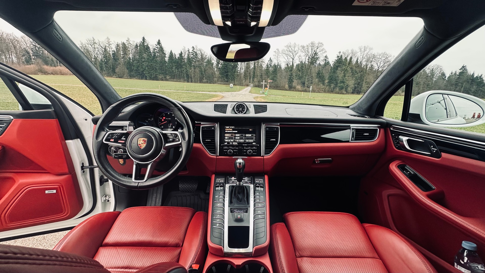 PORSCHE Macan Turbo PDK-image-9