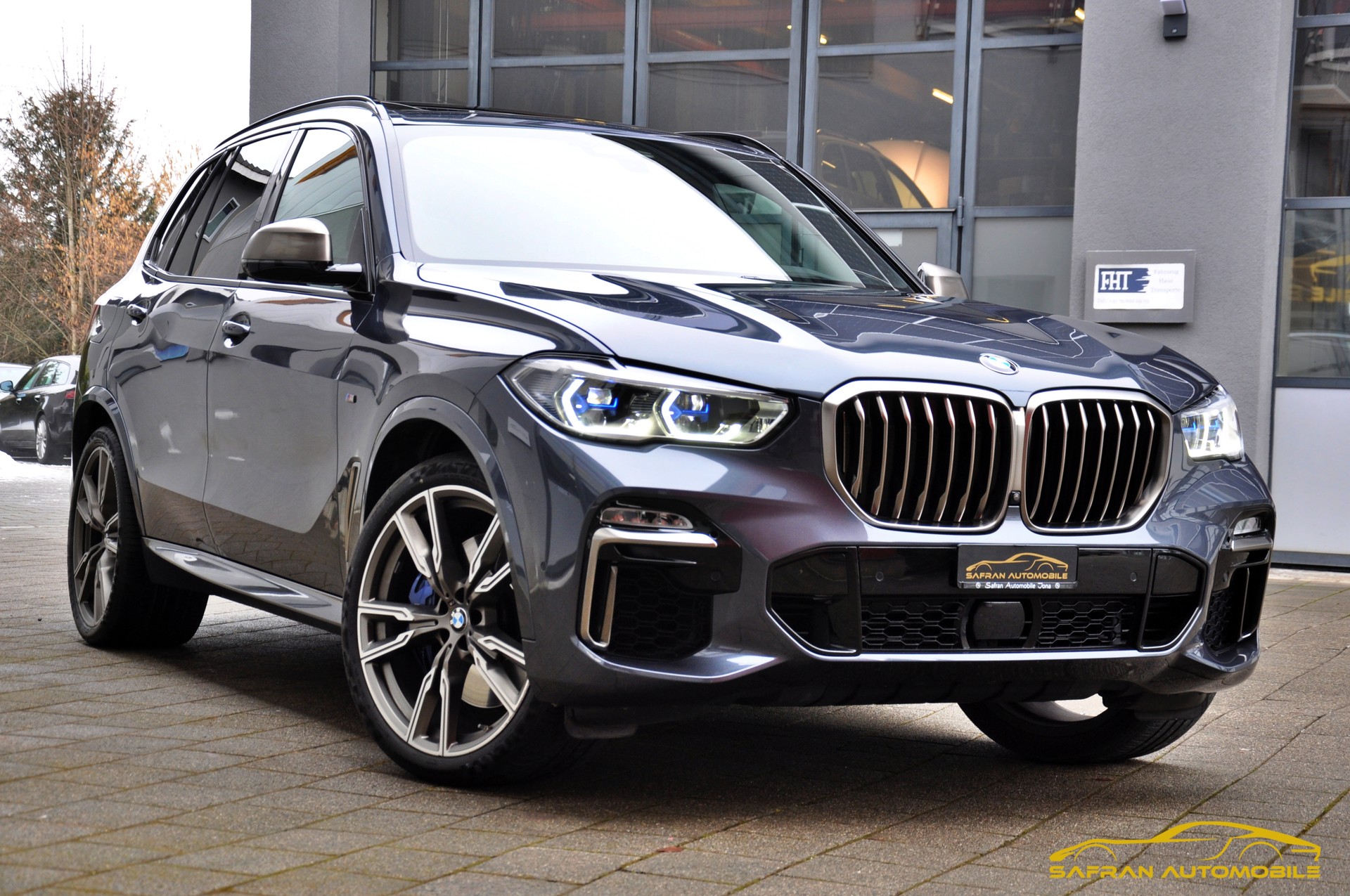 BMW X5 xDrive M50d Steptronic-image-2