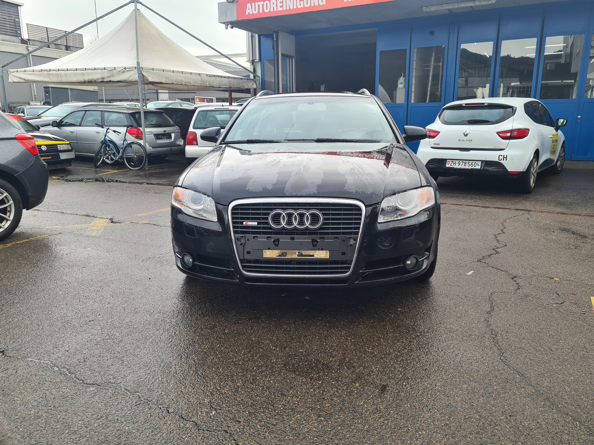 AUDI A4 Avant 2.0 Turbo FSI quattro-image-1