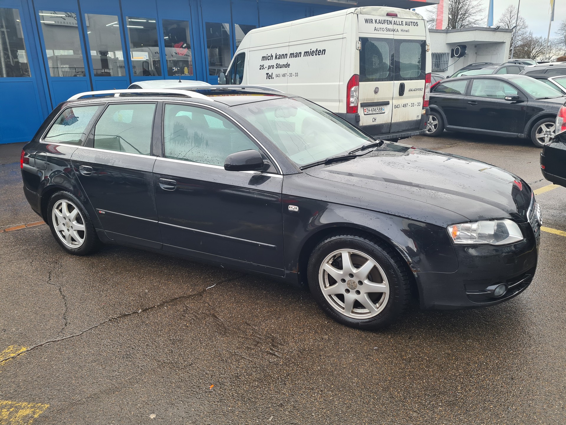 AUDI A4 Avant 2.0 Turbo FSI quattro-image-7