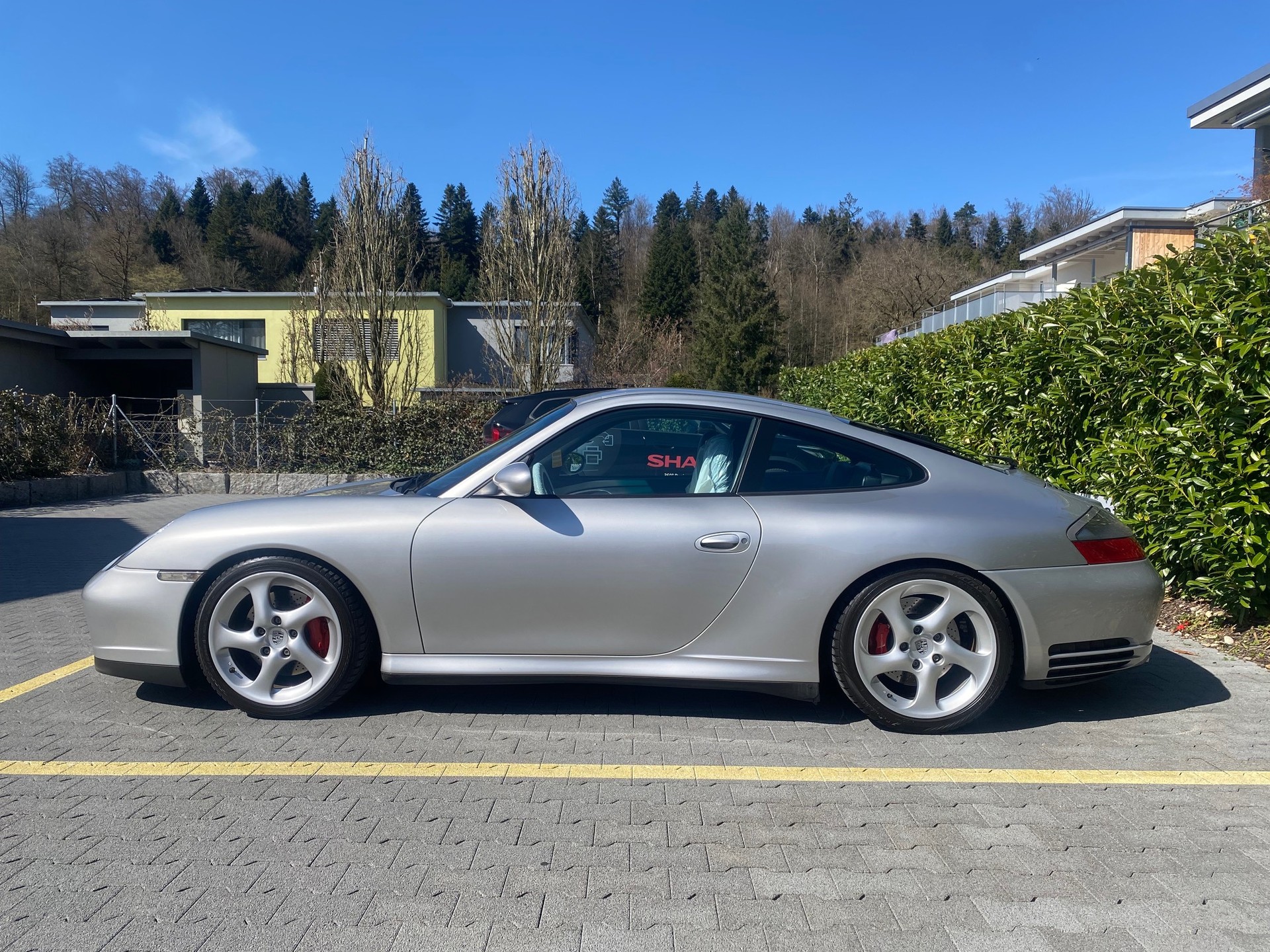 PORSCHE 911 Carrera 4 S-image-3