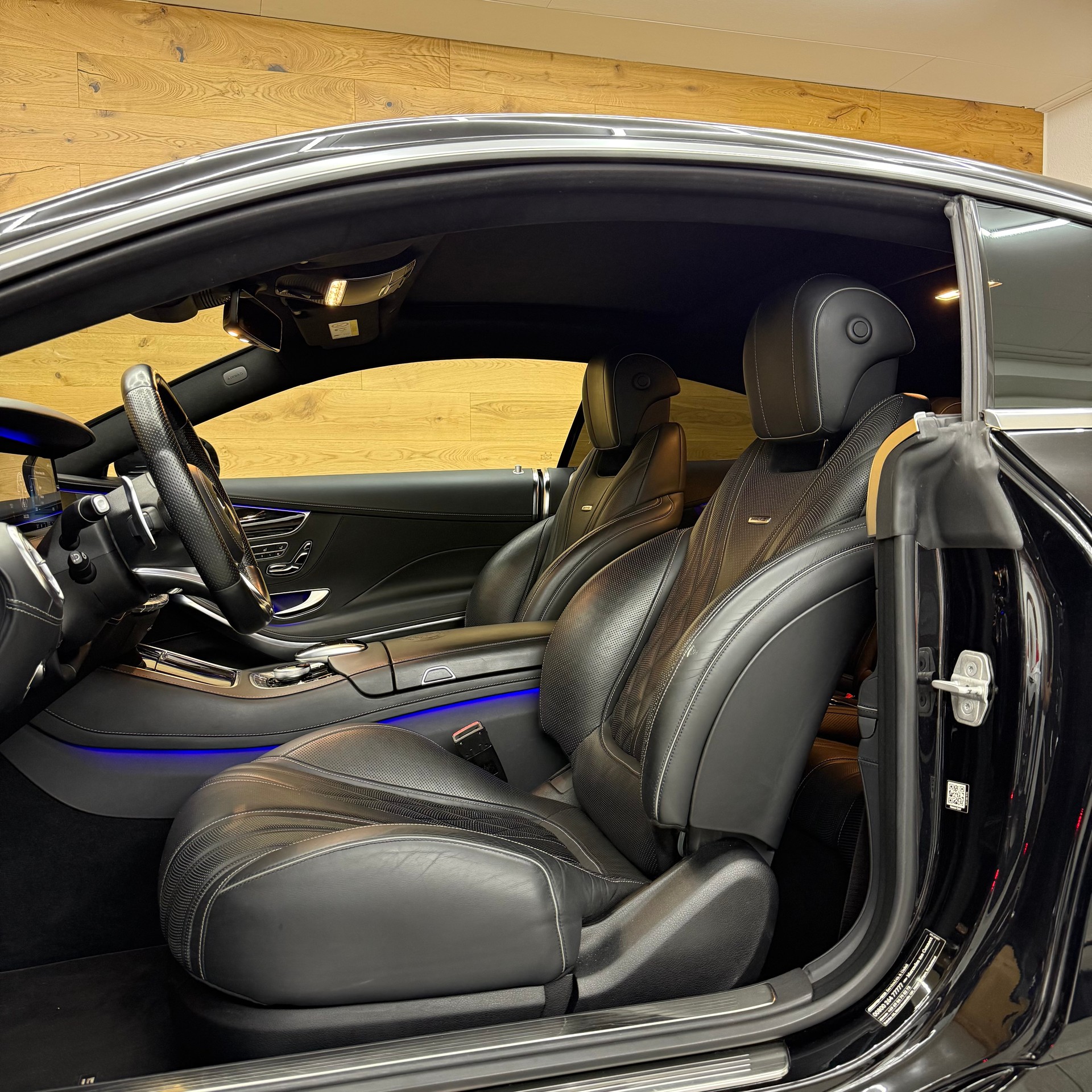 MERCEDES-BENZ S 63 AMG Coupé 4Matic Speedshift MCT-image-11
