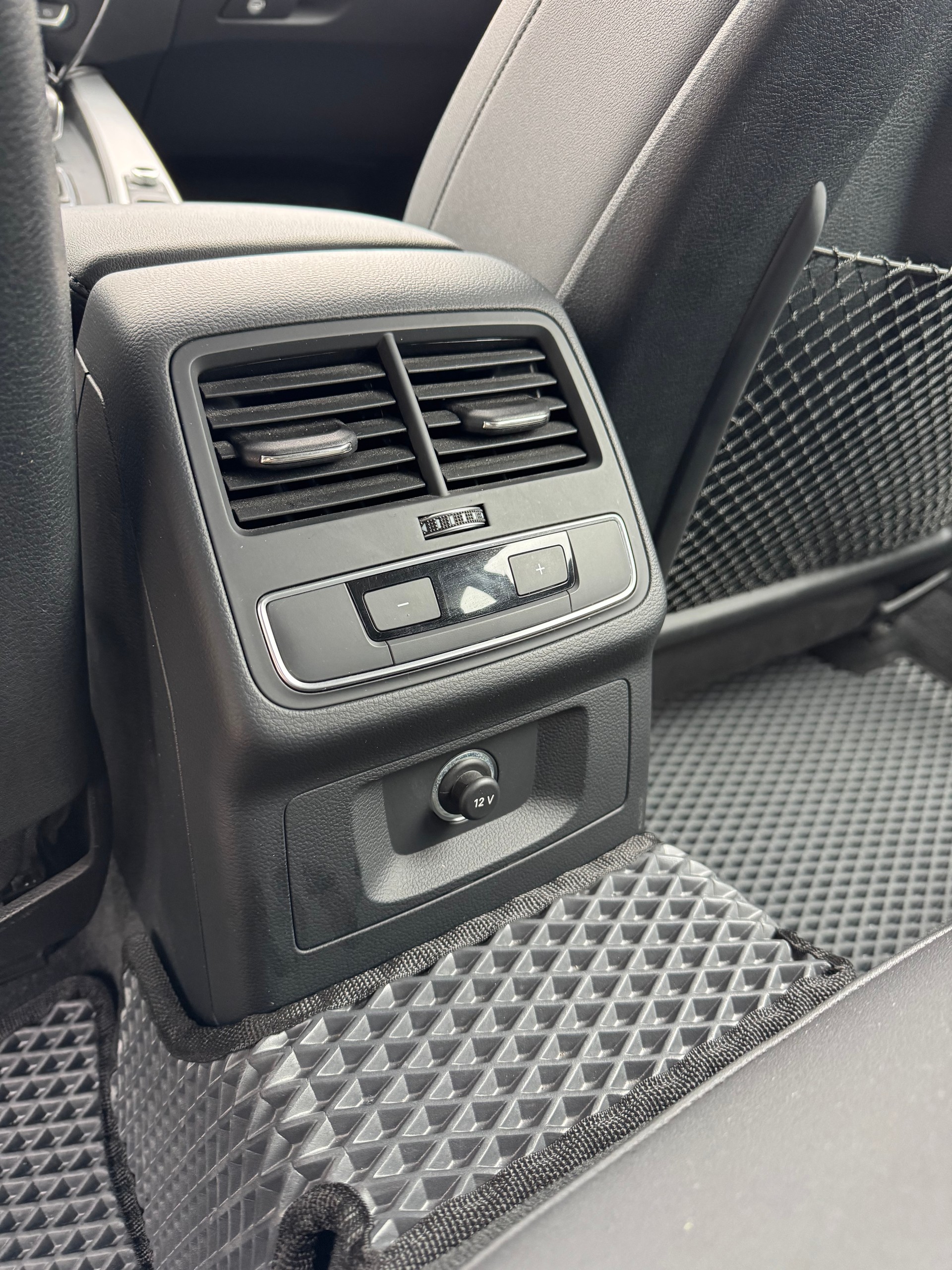AUDI A4 allroad 45 TDI quattro tiptronic-image-15