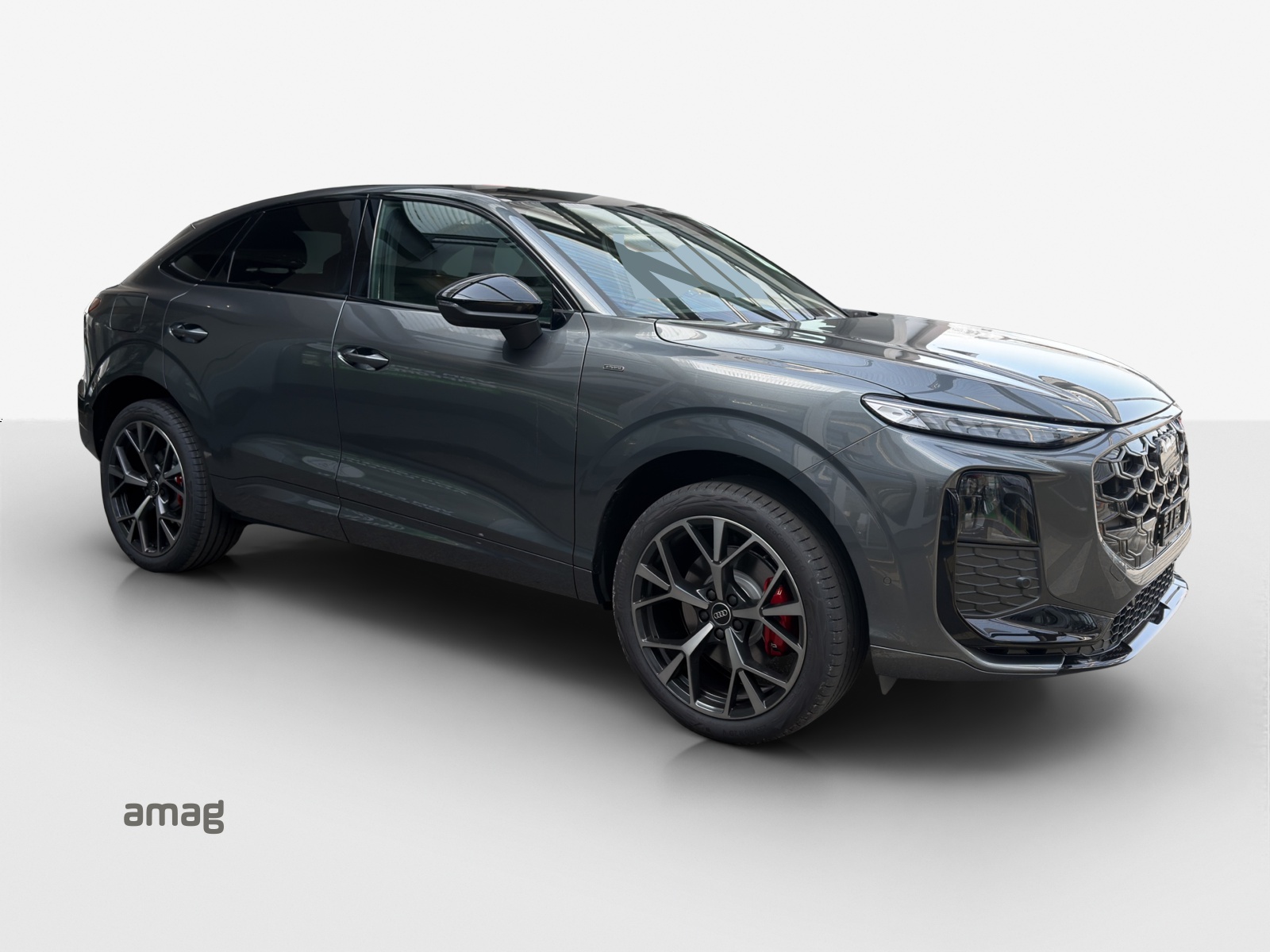 AUDI Q3 Sportback e-hybrid 200 kW S tronig-image-5