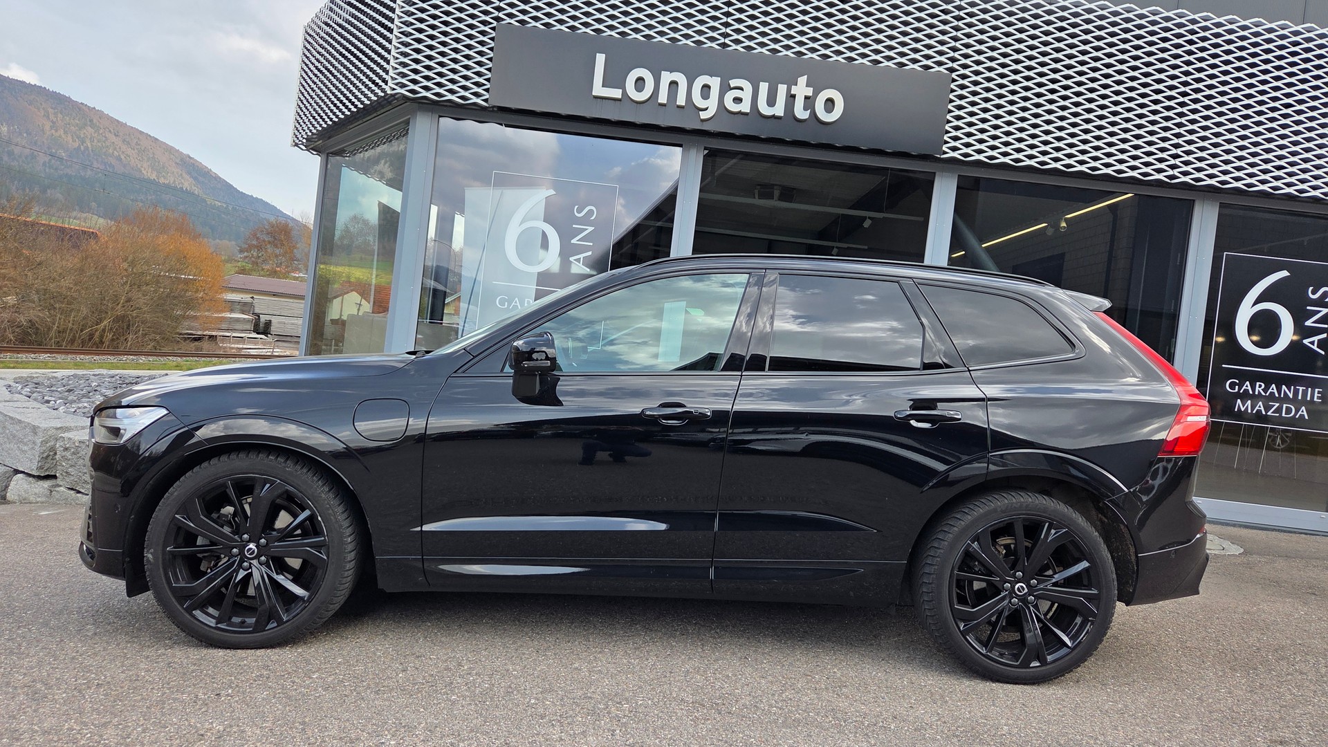 VOLVO XC60 T8 eAWD PluginHybrid Black Edition Geartronic