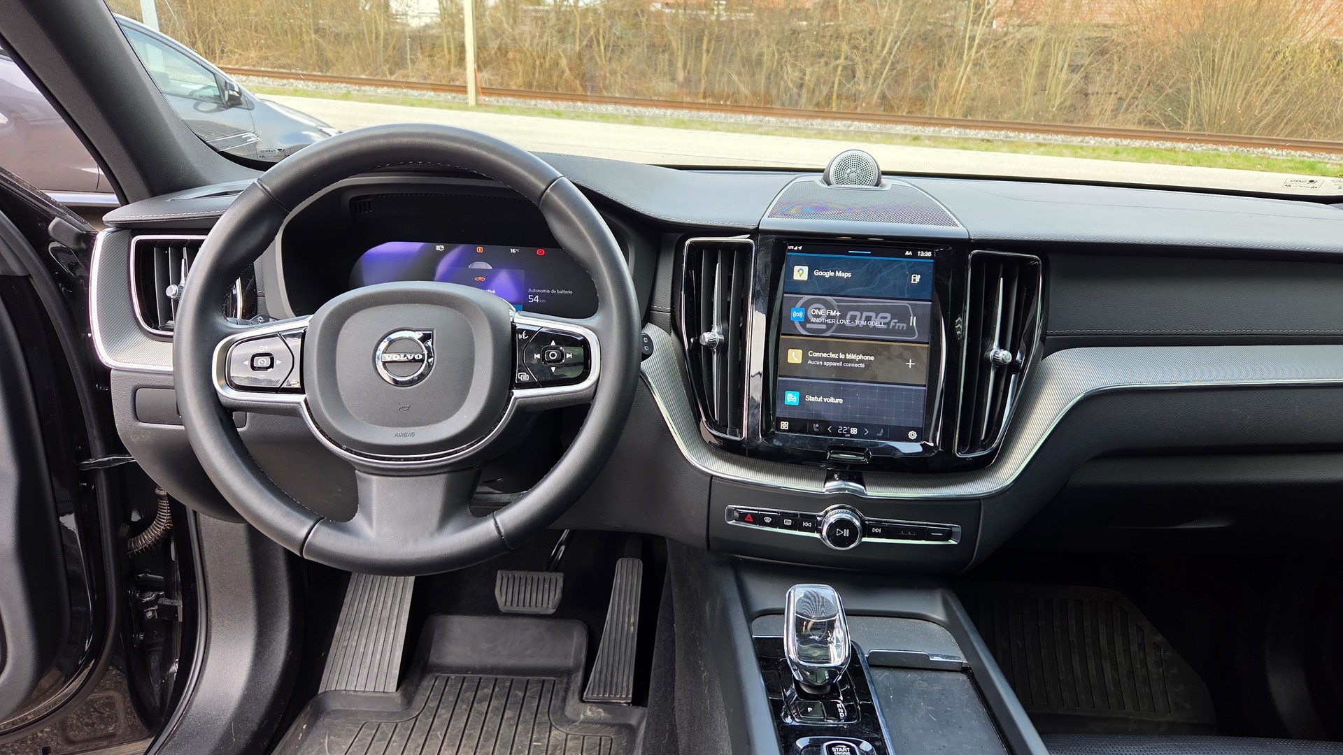 VOLVO XC60 T8 eAWD PluginHybrid Black Edition Geartronic-image-13