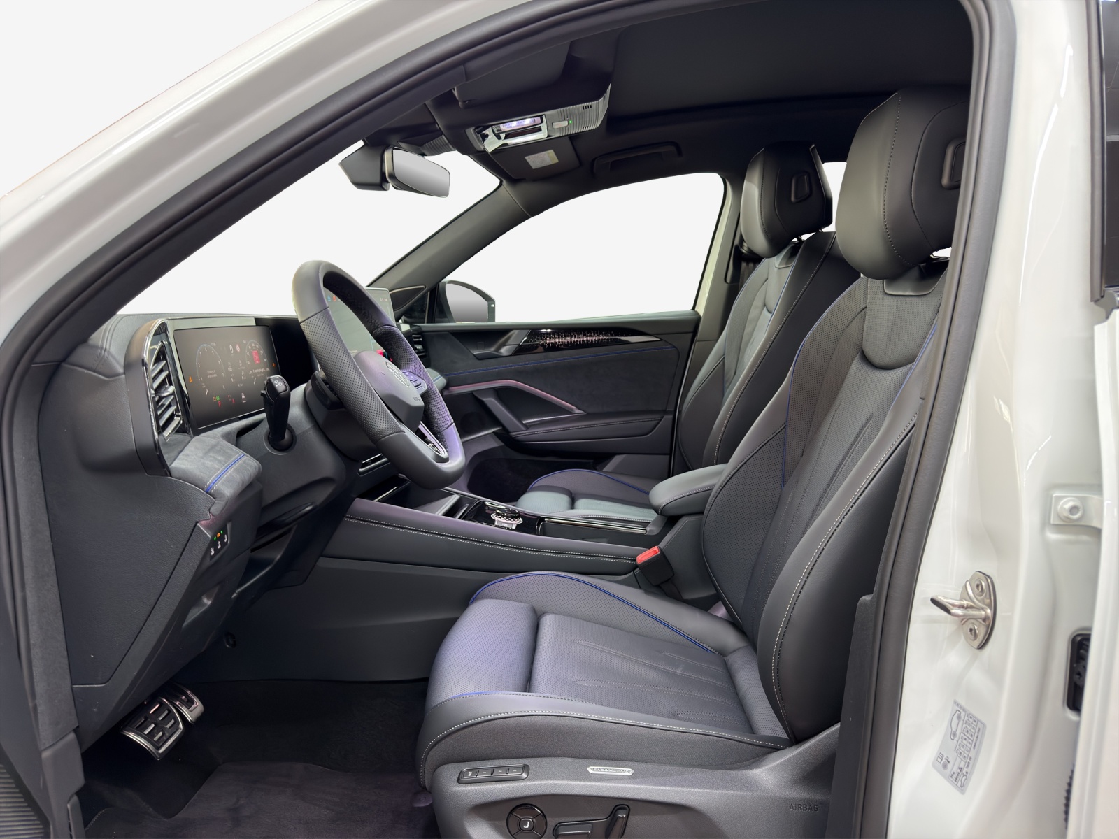 VW Tiguan 2.0 TSI DSG R-Line 4Motion-image-7