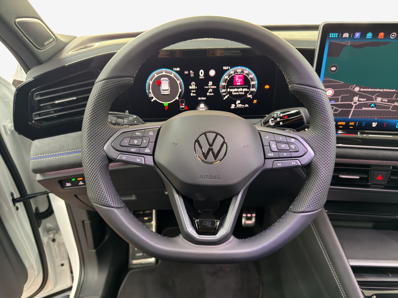 VW Tiguan 2.0 TSI DSG R-Line 4Motion-image-9