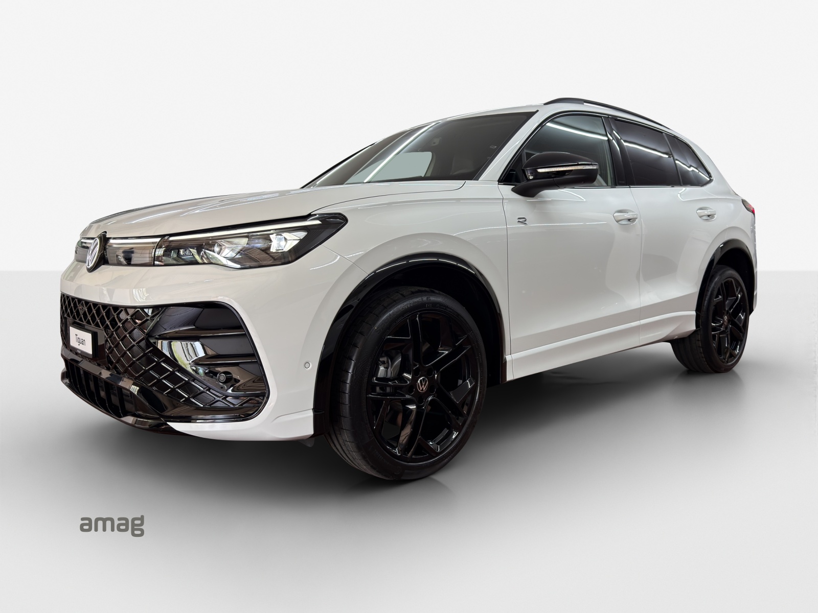 VW Tiguan 2.0 TSI DSG R-Line 4Motion-image-0