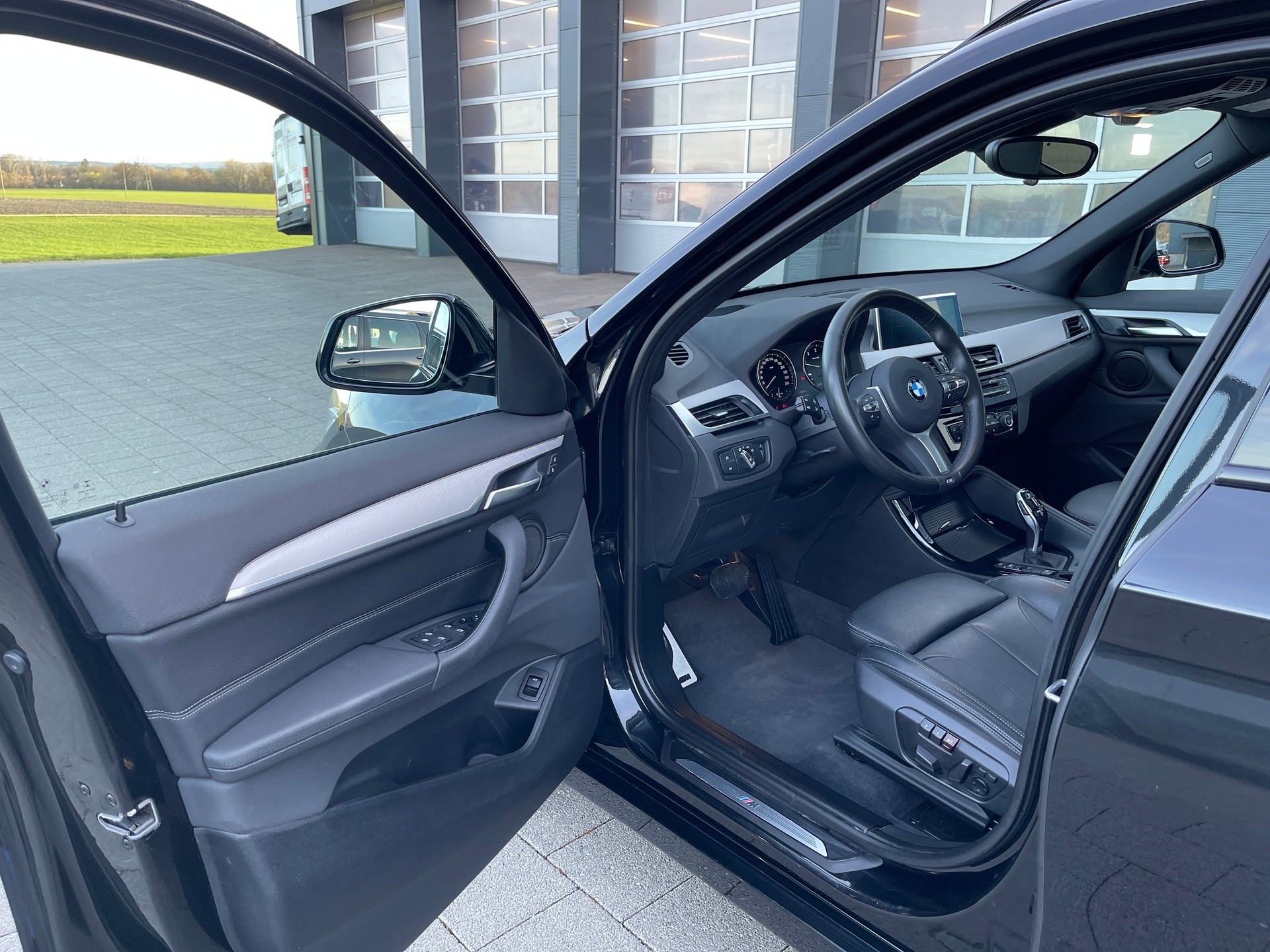 BMW X1 xDrive 18d M Sport Steptronic-image-6
