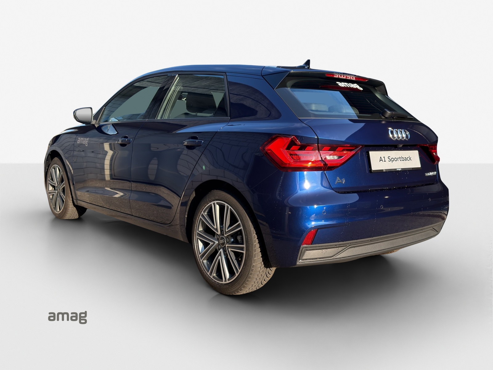 AUDI A1 Sportback 30 TFSI Attraction S-tronic-image-2