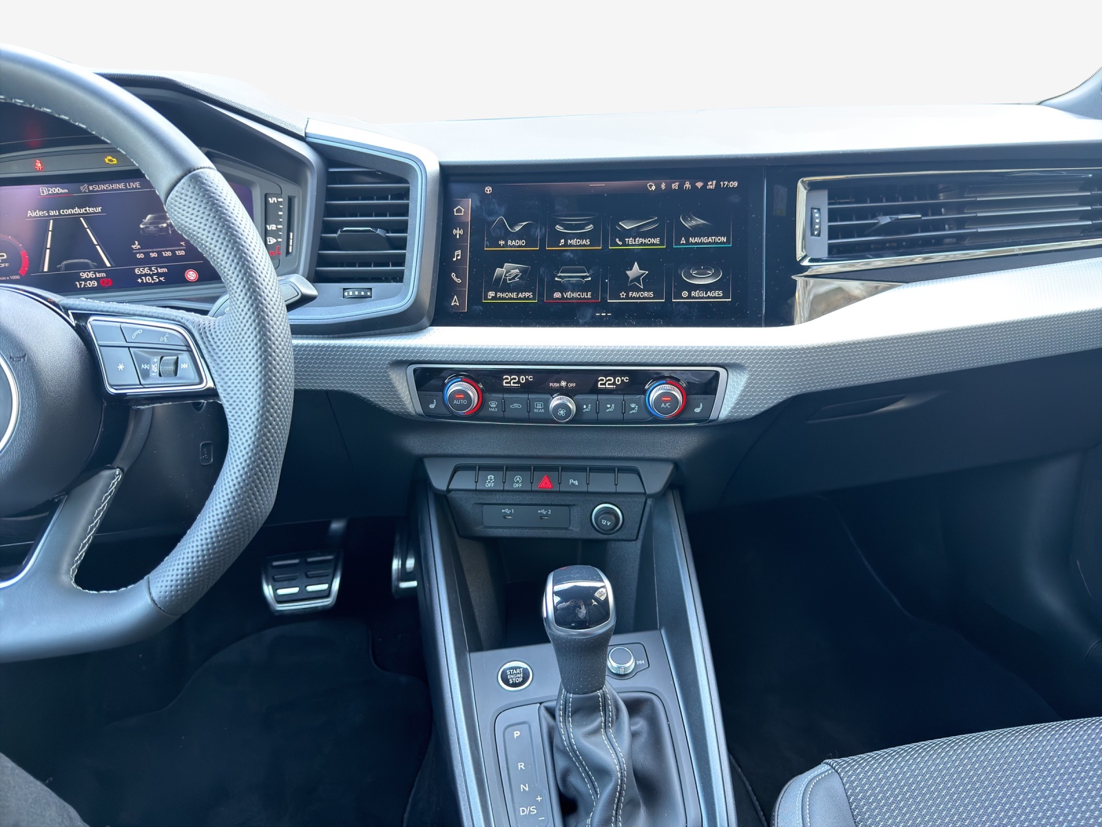 AUDI A1 Sportback 30 TFSI Attraction S-tronic-image-10