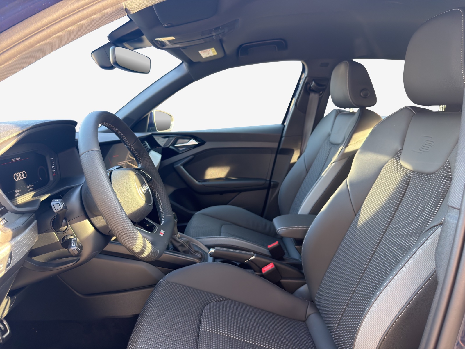 AUDI A1 Sportback 30 TFSI Attraction S-tronic-image-7
