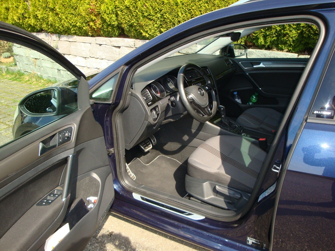 VW Golf Variant 1.6 TDI Allstar DSG-image-4