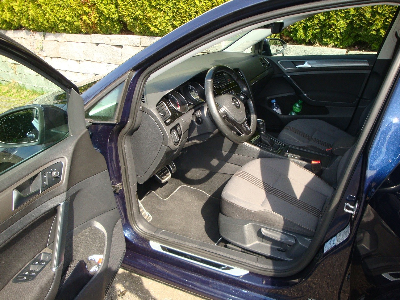 VW Golf Variant 1.6 TDI Allstar DSG-image-6