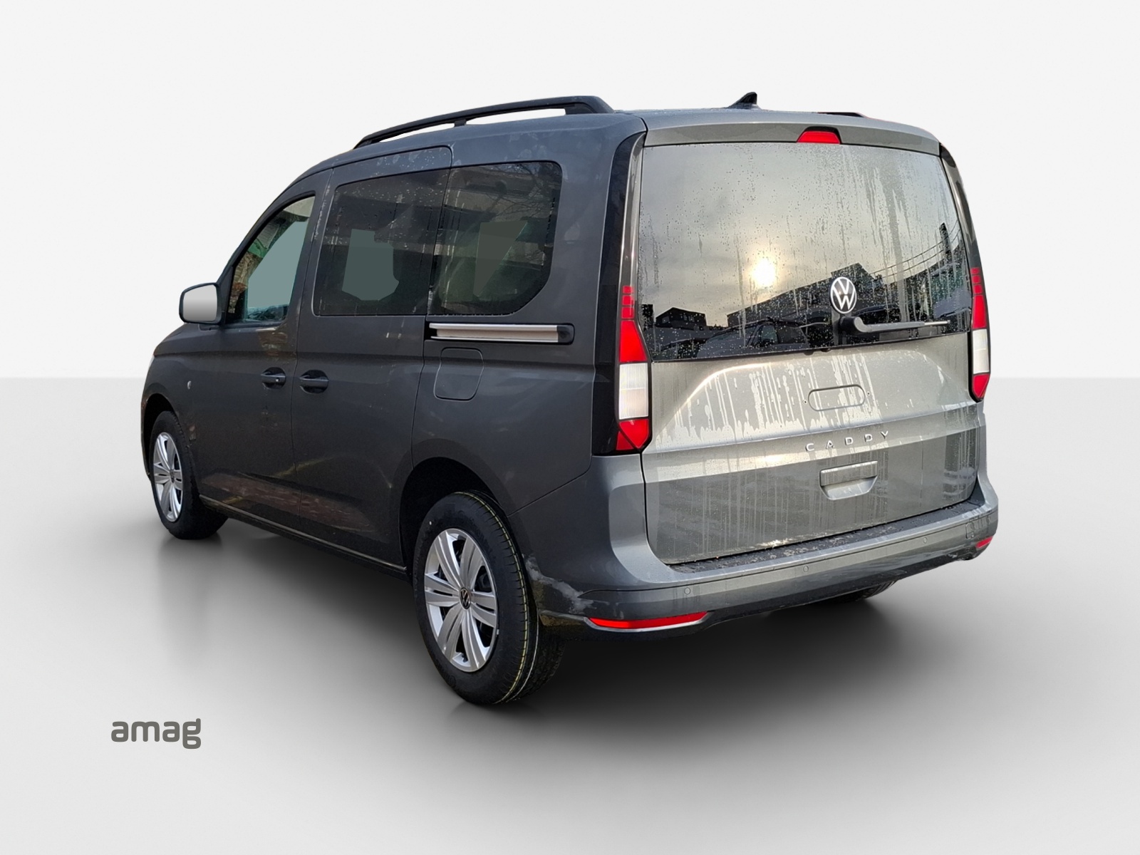 VW Caddy 1.5 TSI DSG-image-2