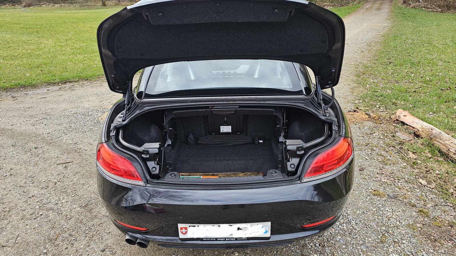 BMW Z4 sDrive23i-image-5