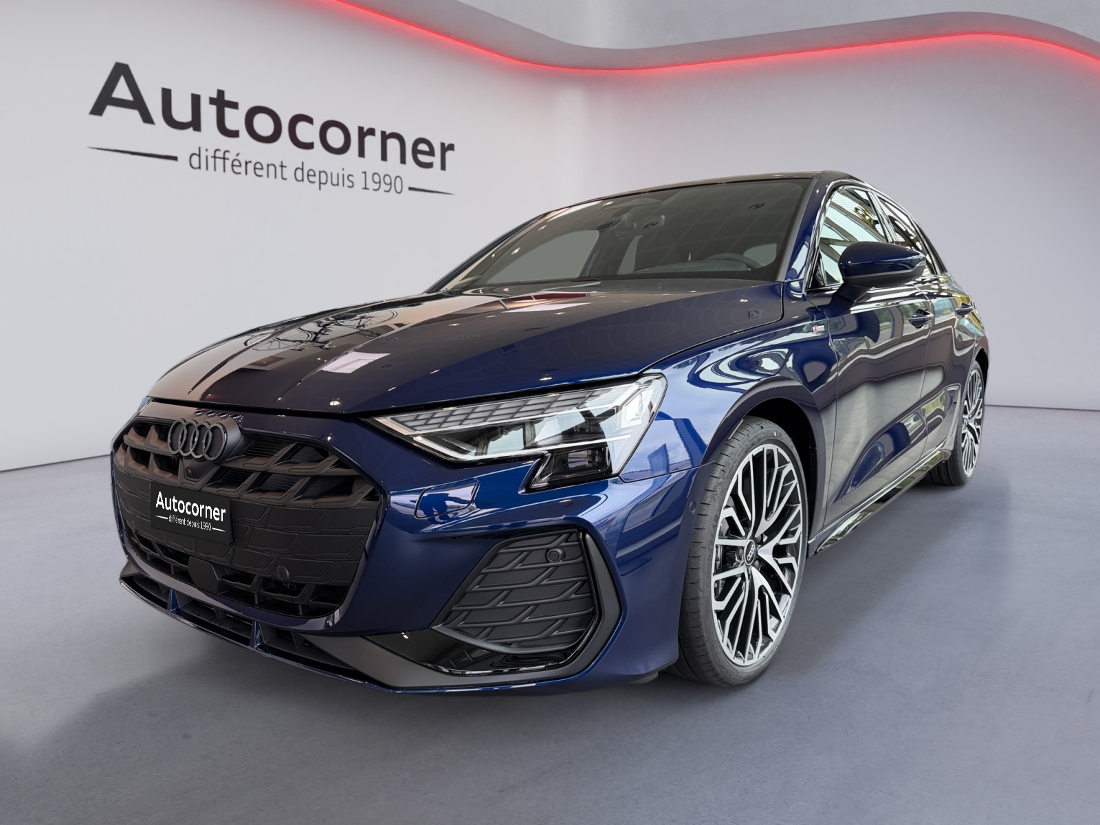 AUDI A3 Sportback TFSI 110 kW S line Attraction S tronic-image-1