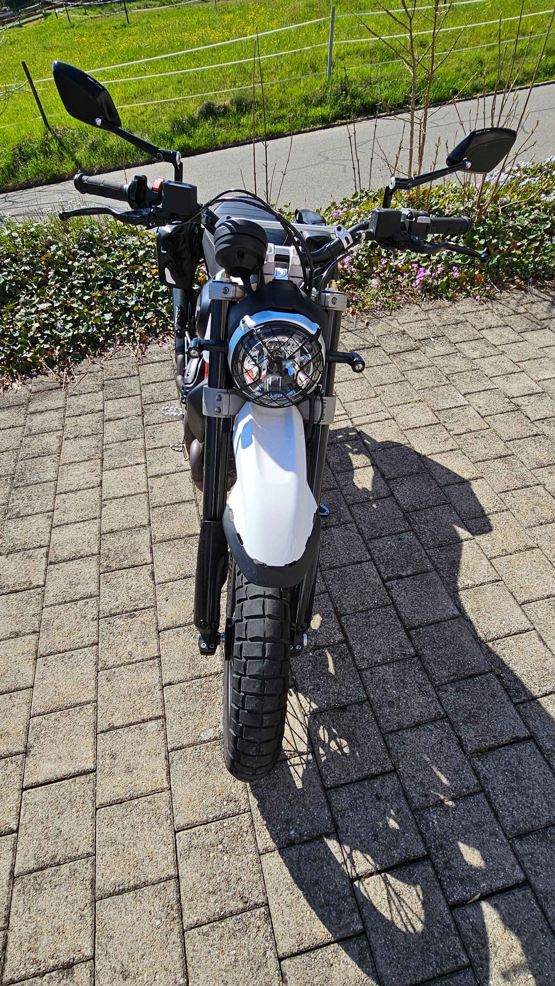 DUCATI Scrambler 800 Desert Sled-showroom-element-2