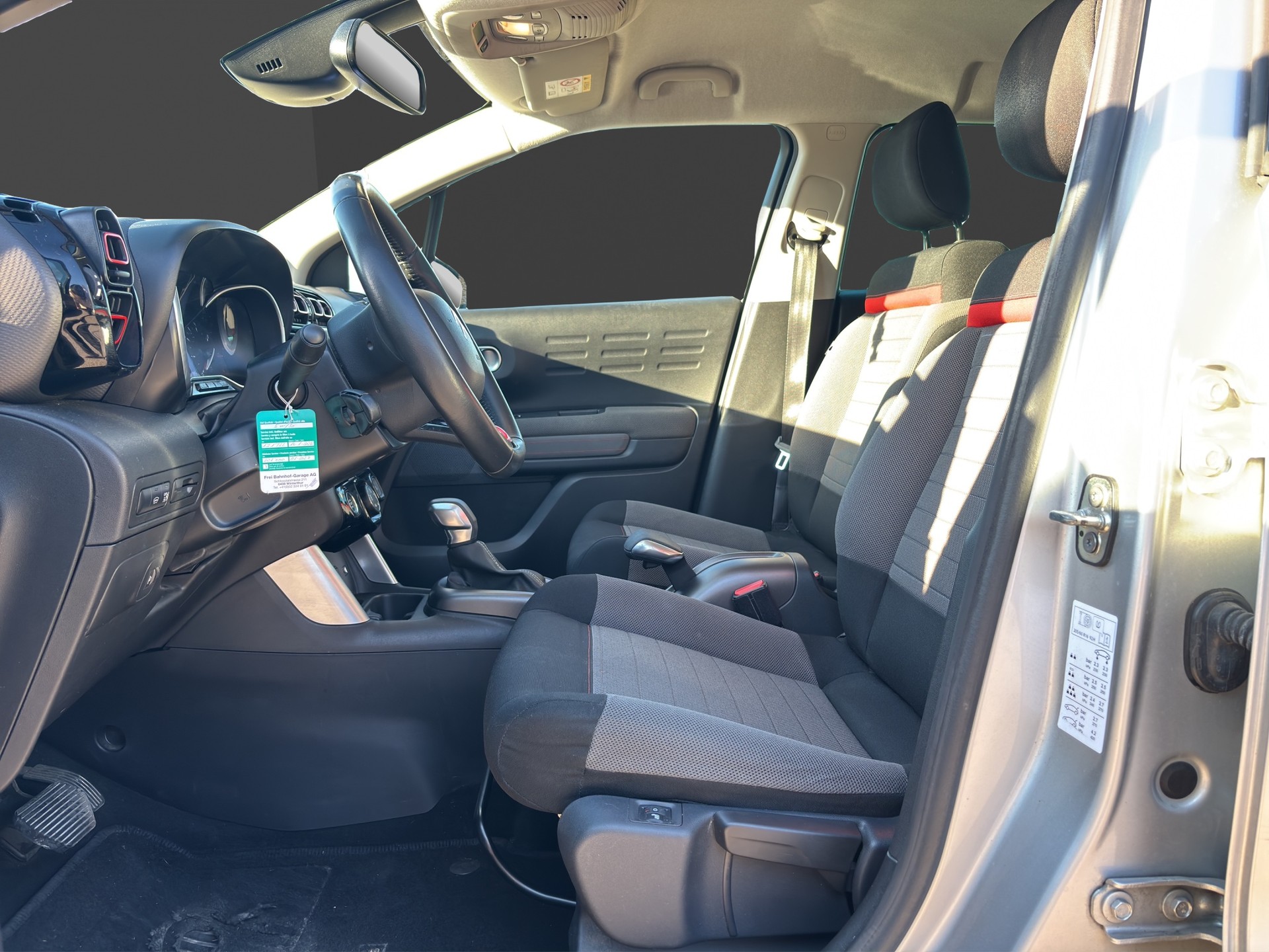 CITROEN C3 Aircross 1.5 BlueHD Shine EAT-image-9