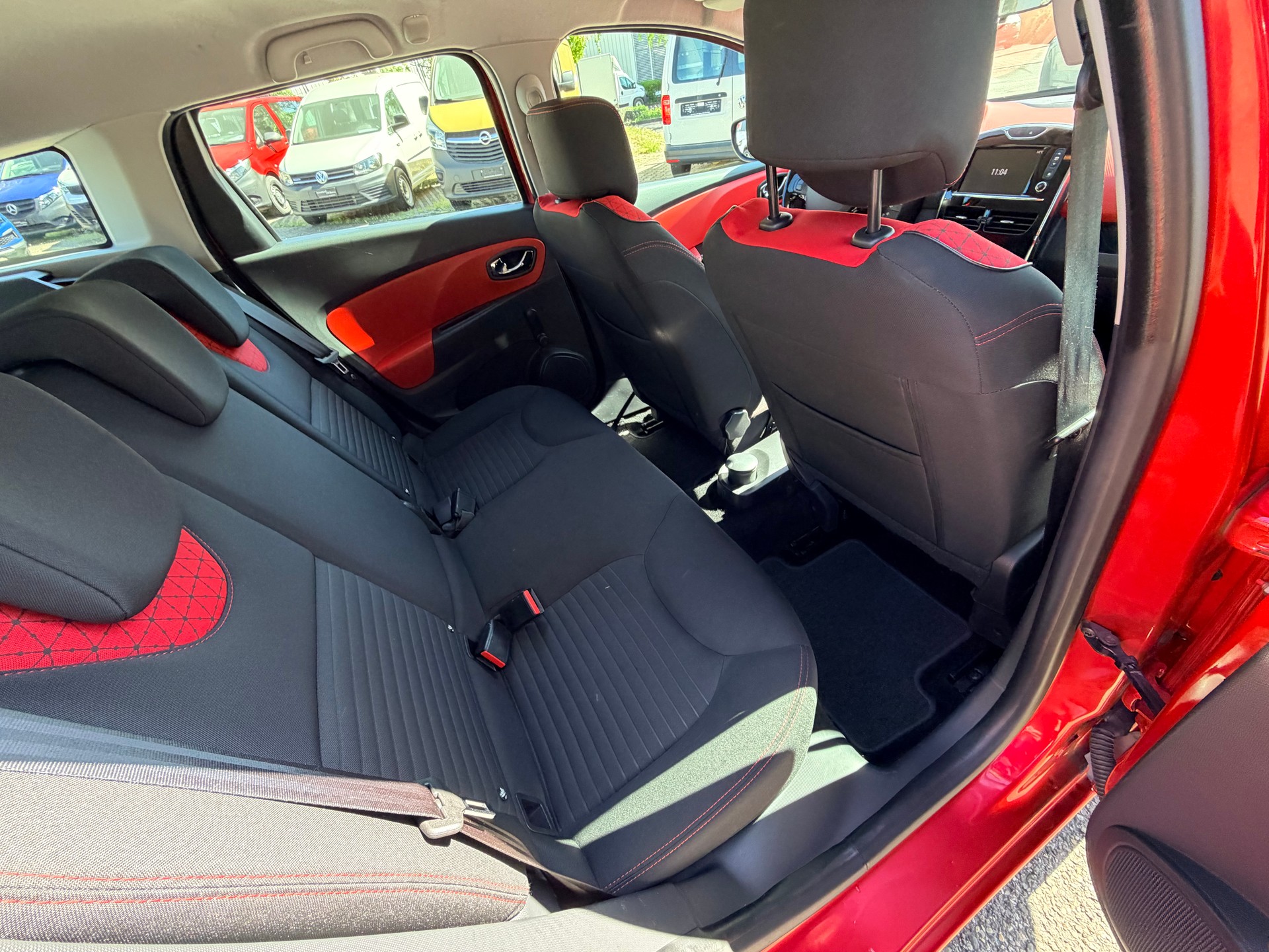 RENAULT Clio Grandtour 0.9 12V Dynamique-image-10