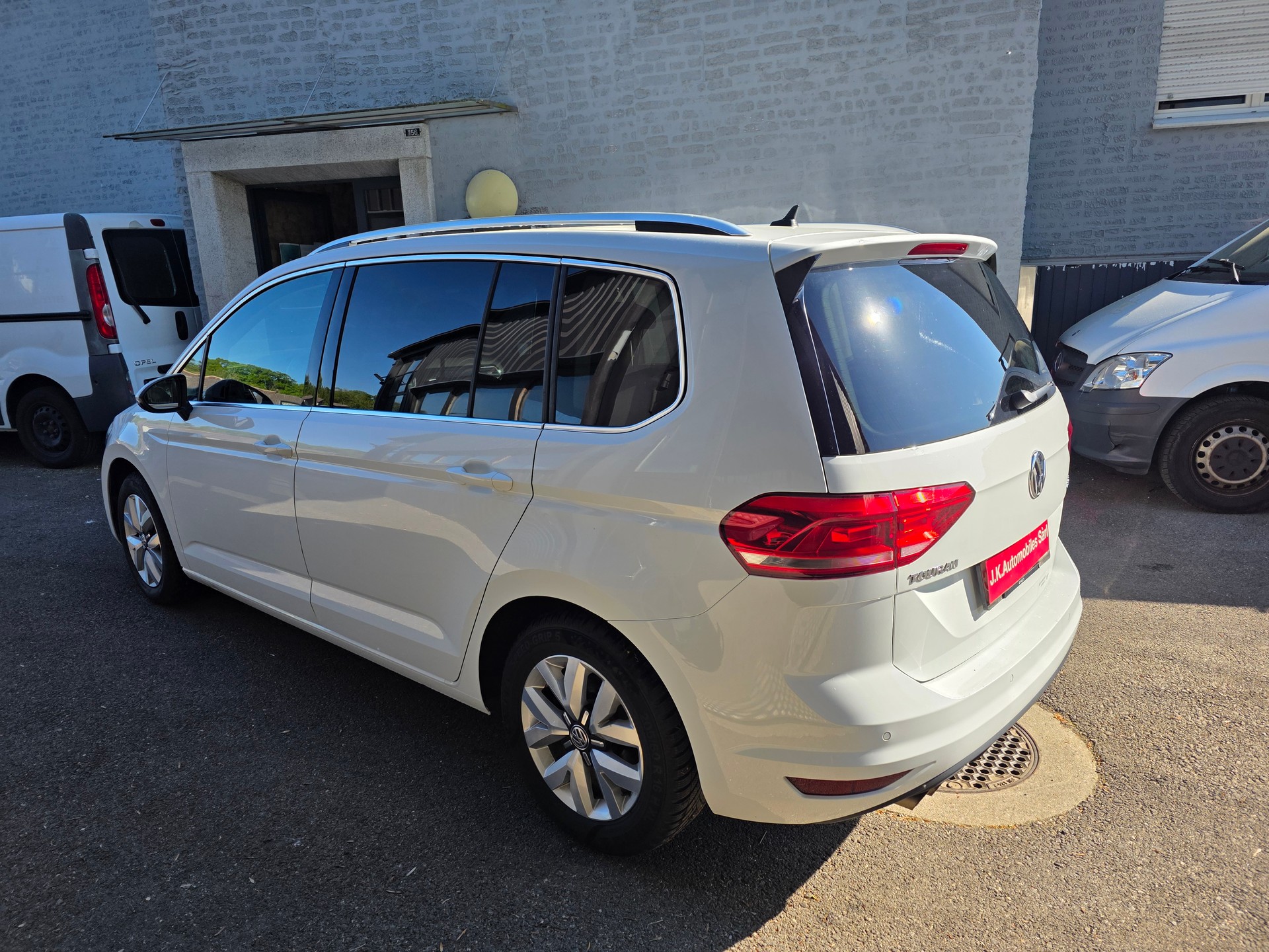VW Touran 2.0 TDI BlueMotion Technology Comfortline-image-15