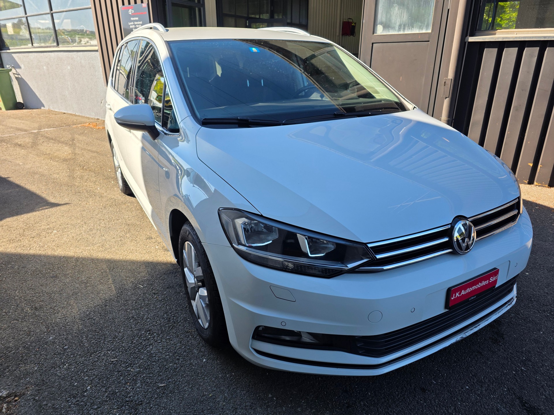 VW Touran 2.0 TDI BlueMotion Technology Comfortline-image-12