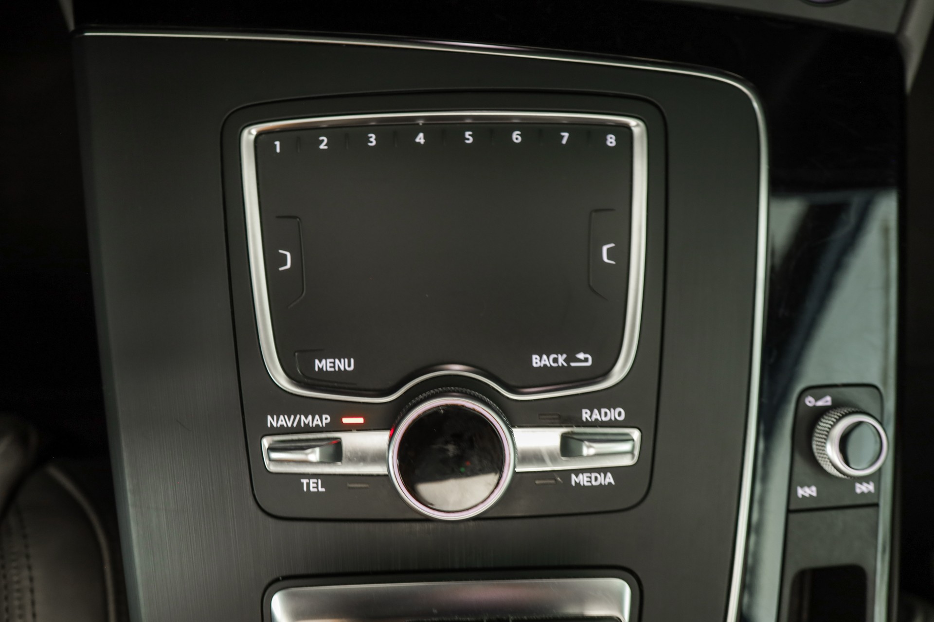AUDI SQ5 3.0 TFSI quattro S-tronic-image-19