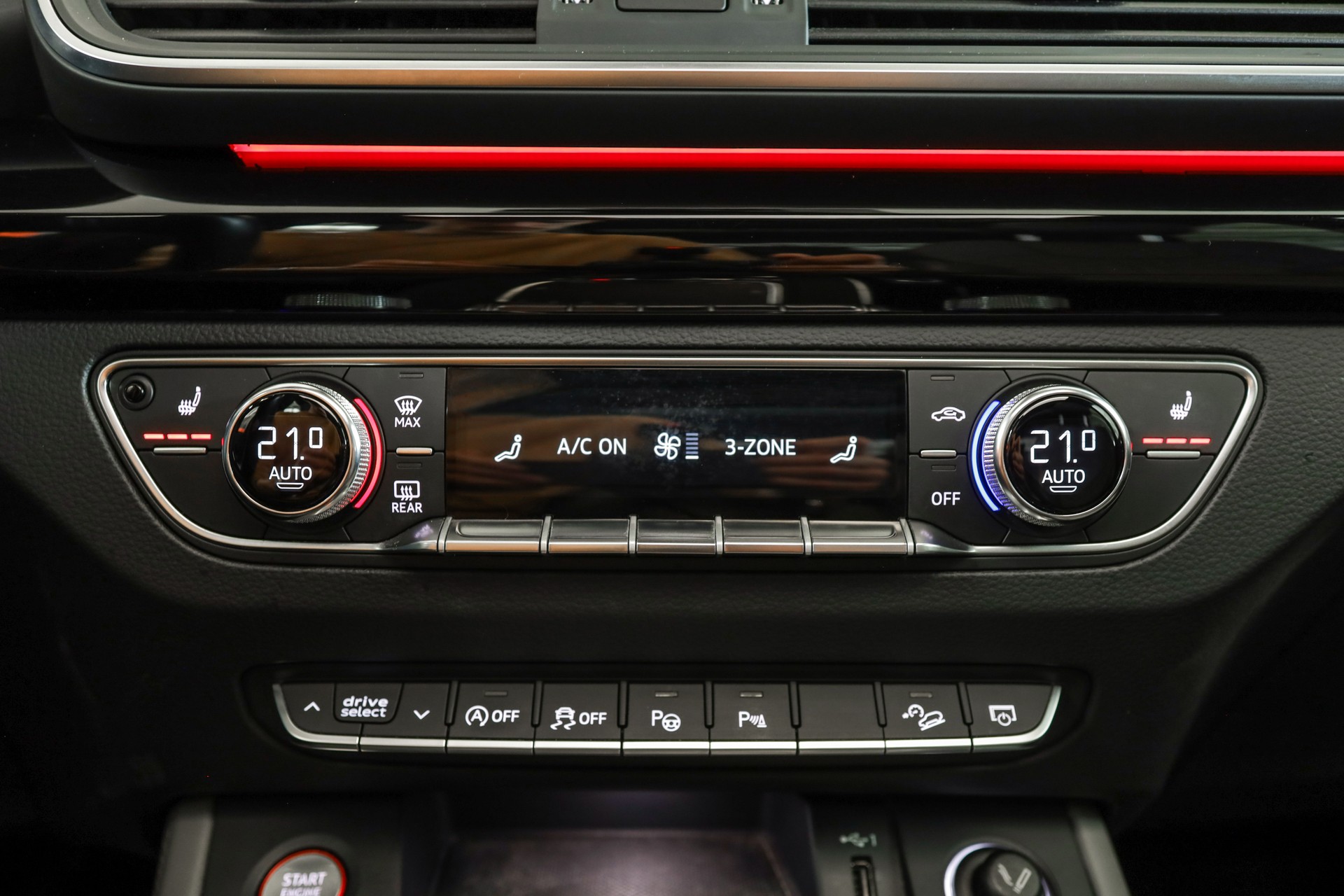 AUDI SQ5 3.0 TFSI quattro S-tronic-image-21