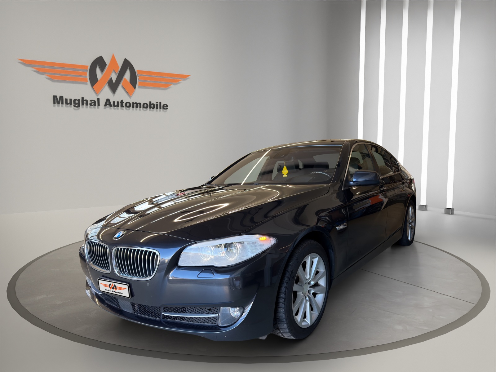 BMW 530i Steptronic-image-0