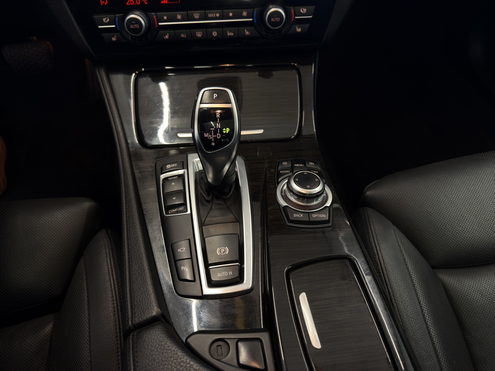 BMW 530i Steptronic-image-11