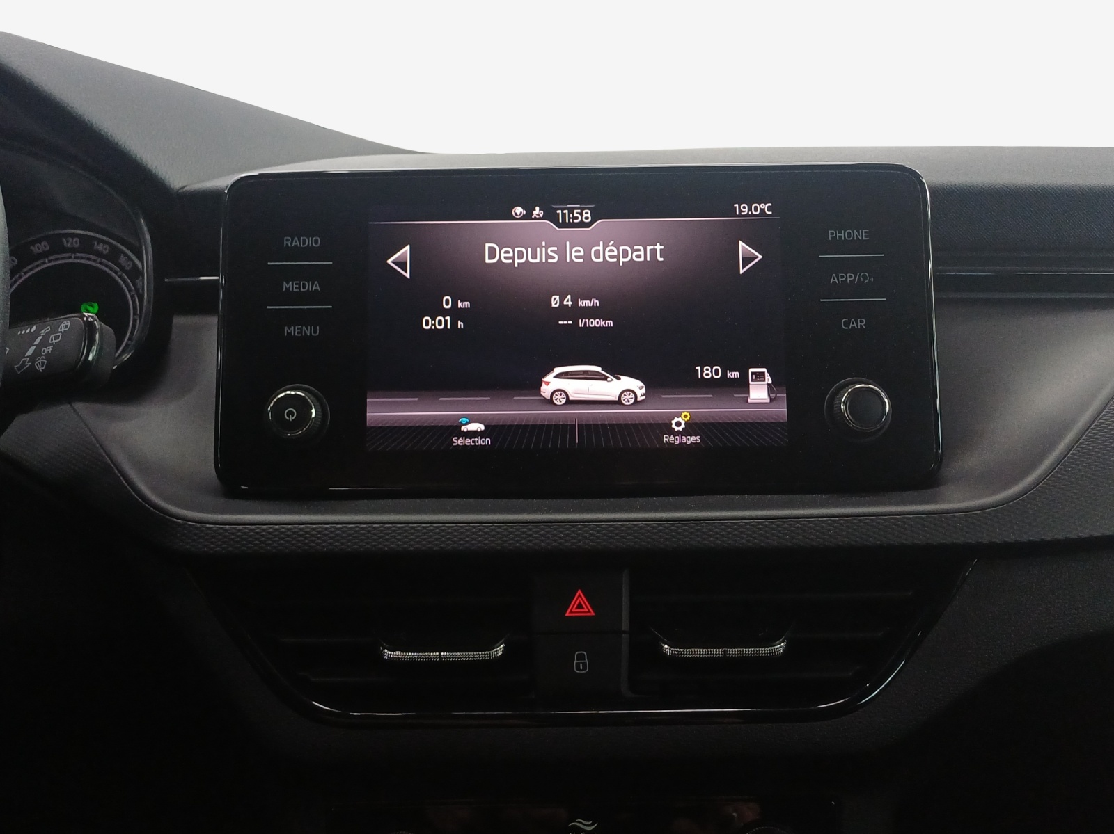 SKODA Scala 1.0 TSI Ambition DSG-image-10