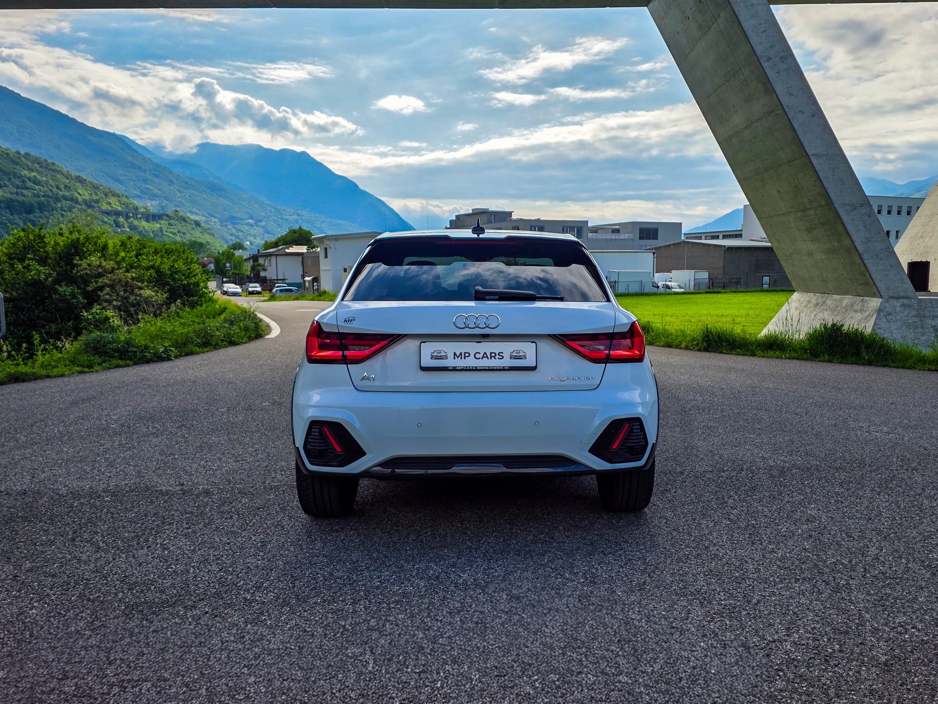 AUDI A1 City Carver 30 TFSI S-tronic-image-5
