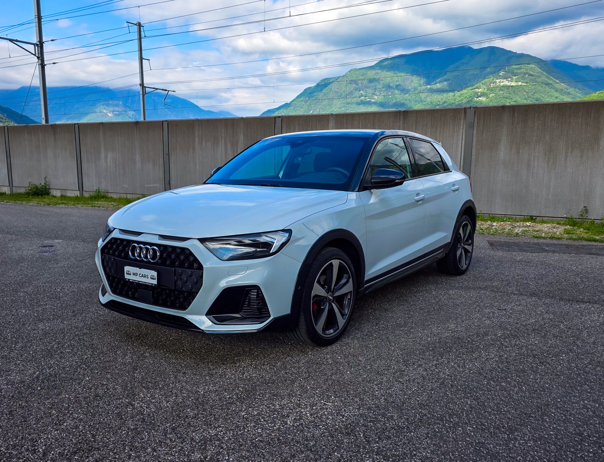 AUDI A1 City Carver 30 TFSI S-tronic-image-8