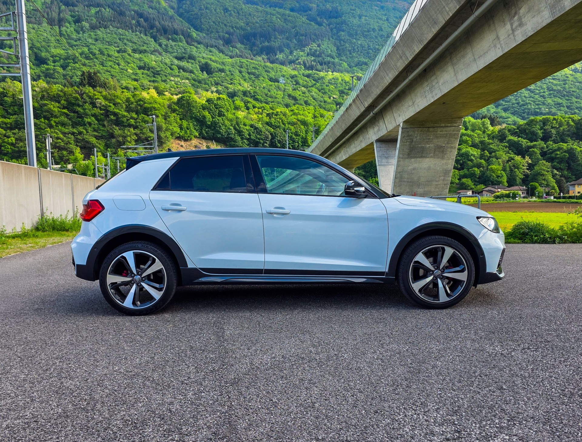 AUDI A1 City Carver 30 TFSI S-tronic-image-3