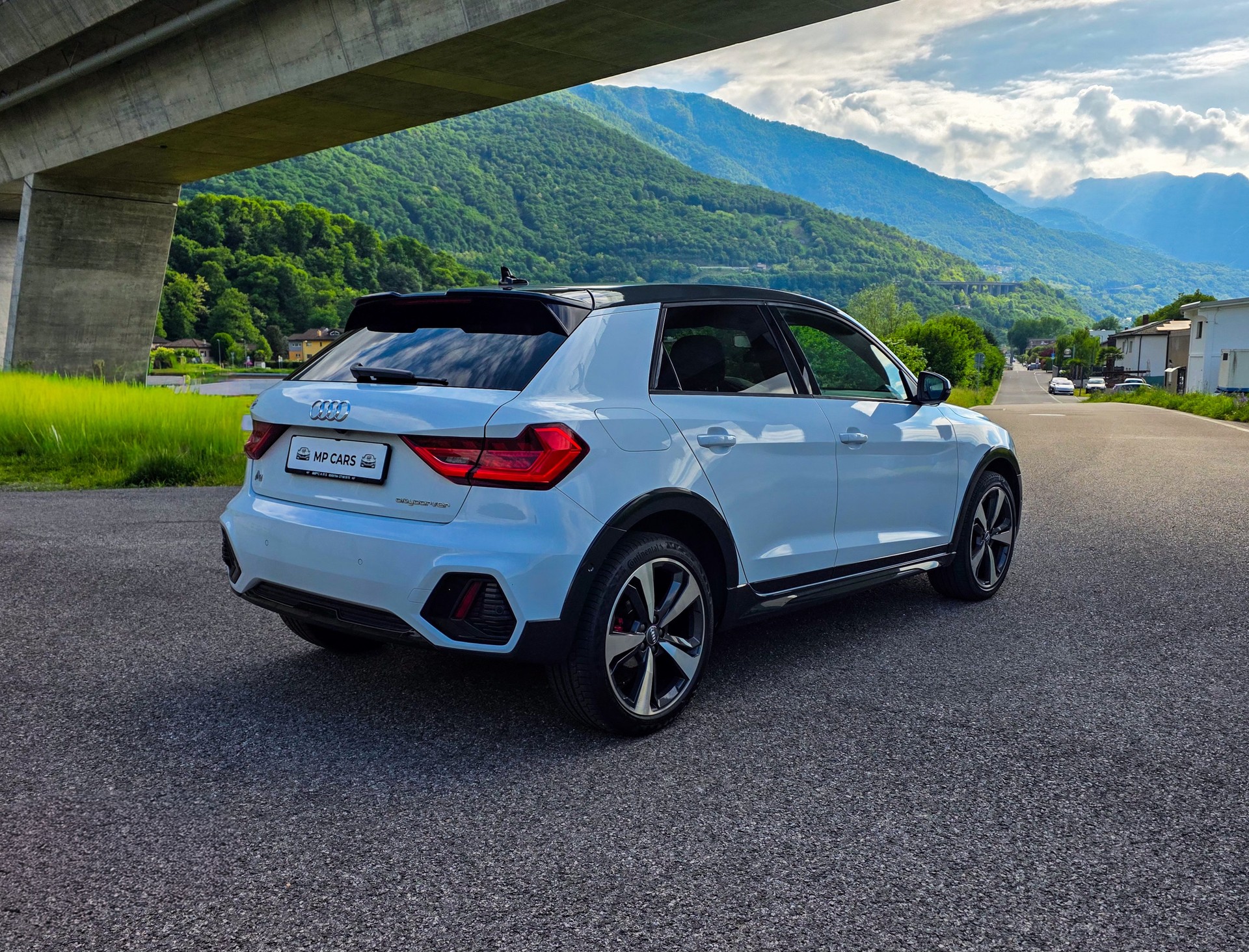 AUDI A1 City Carver 30 TFSI S-tronic-image-4