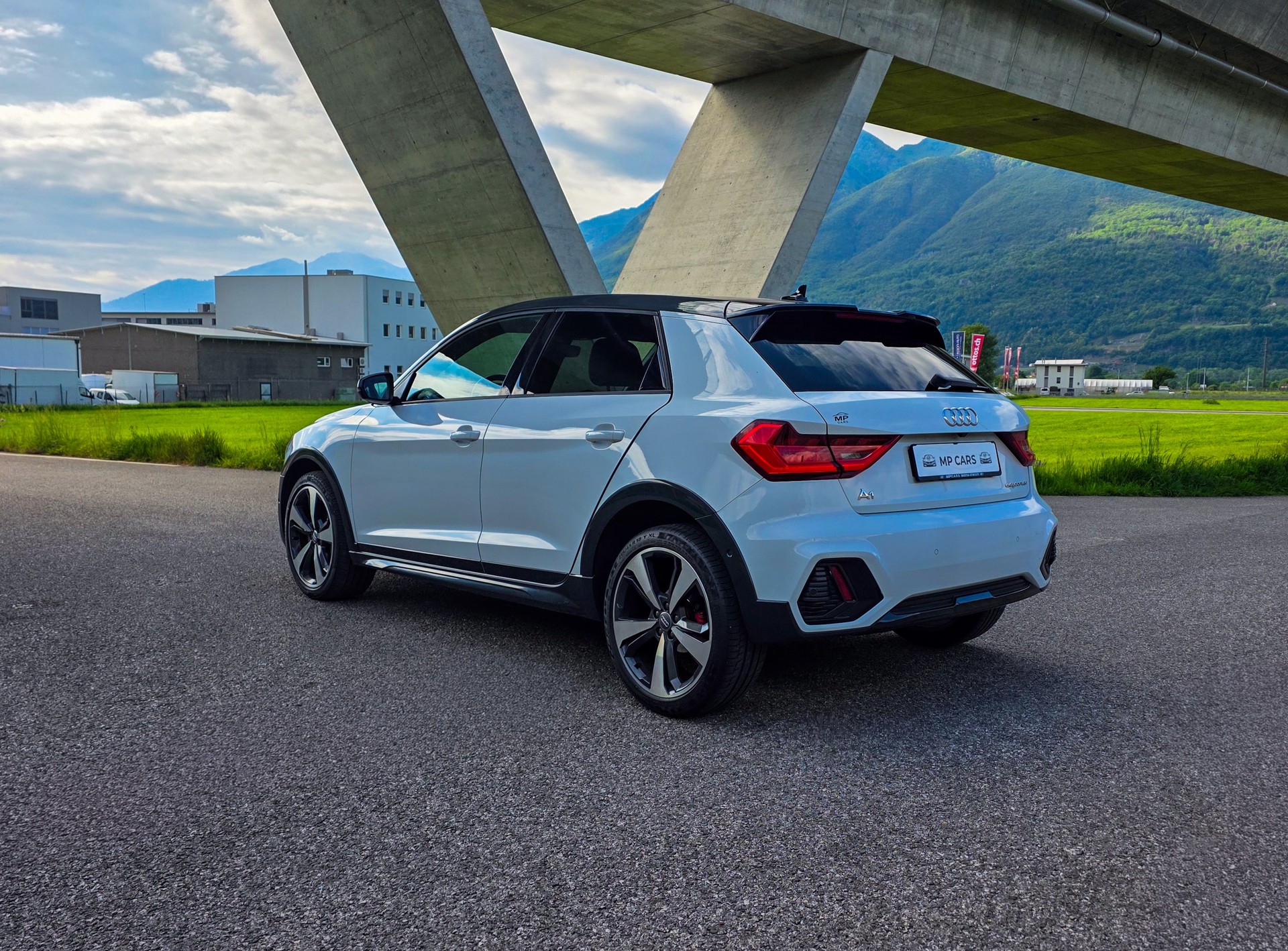 AUDI A1 City Carver 30 TFSI S-tronic-image-6