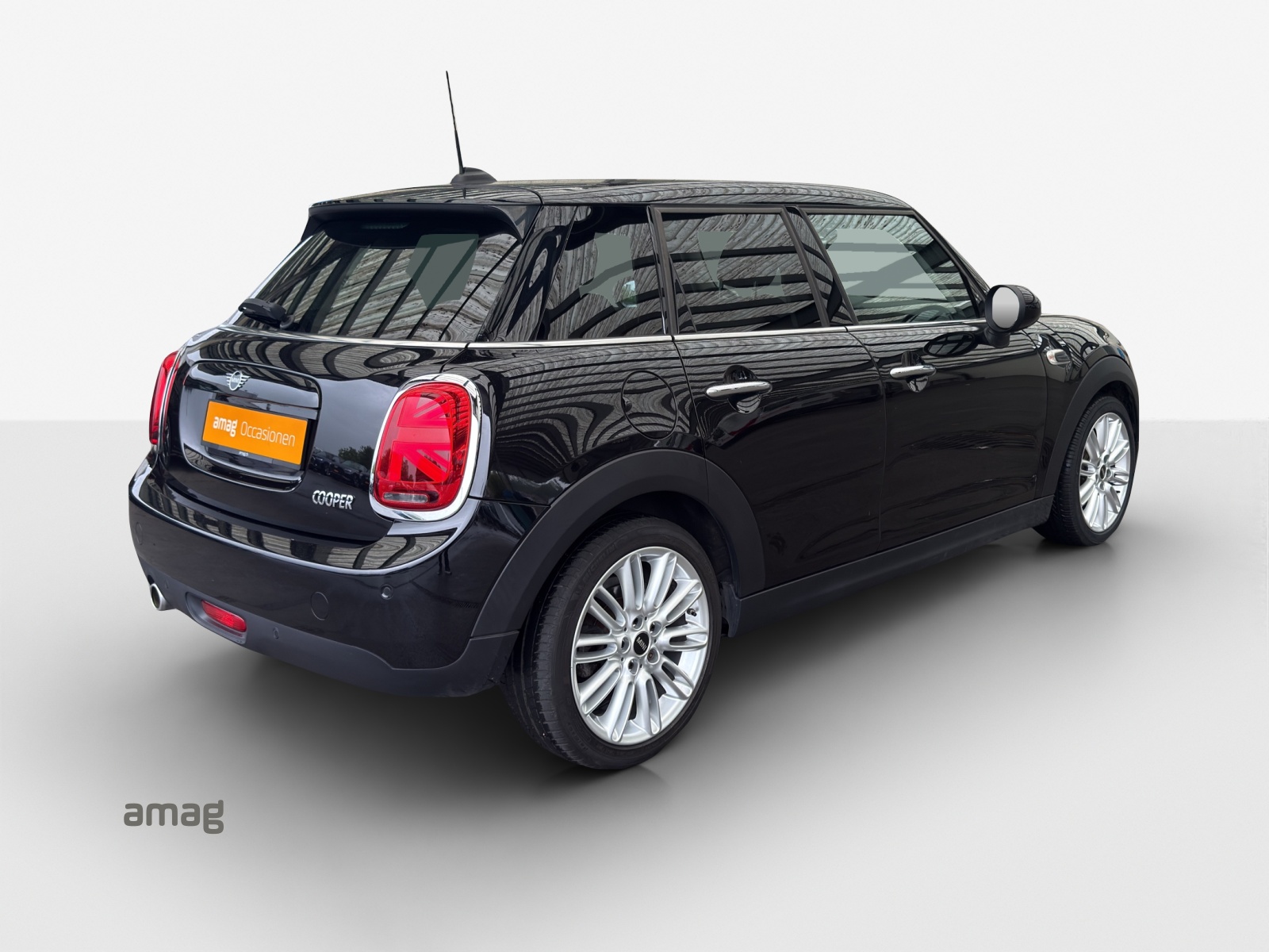 MINI Cooper Steptronic DKG-image-4