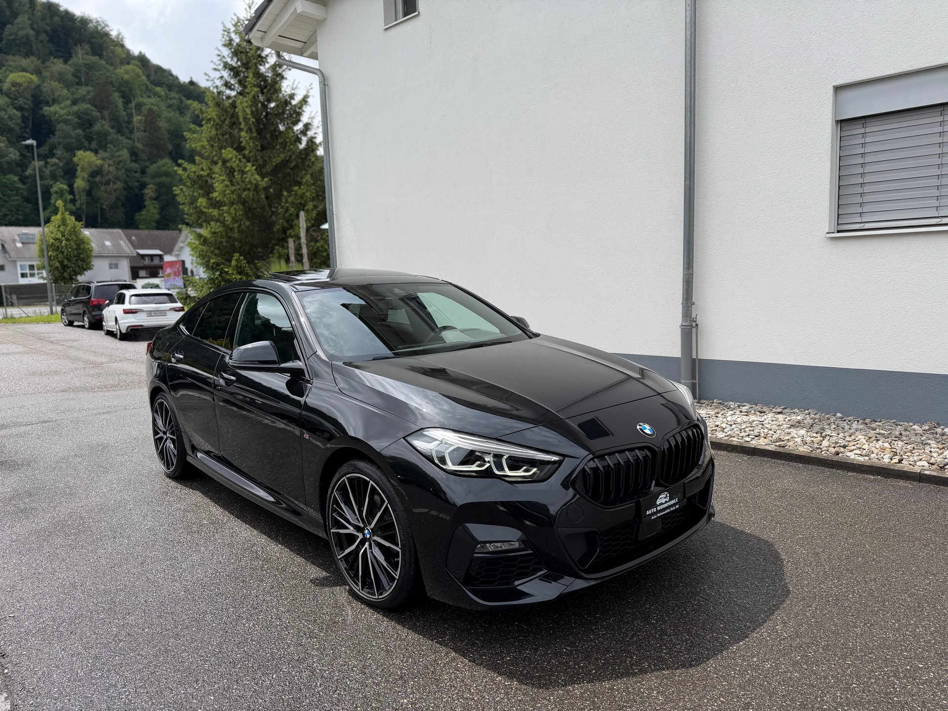BMW 218i Gran Coupé M Sport Steptronic-showroom-element-1