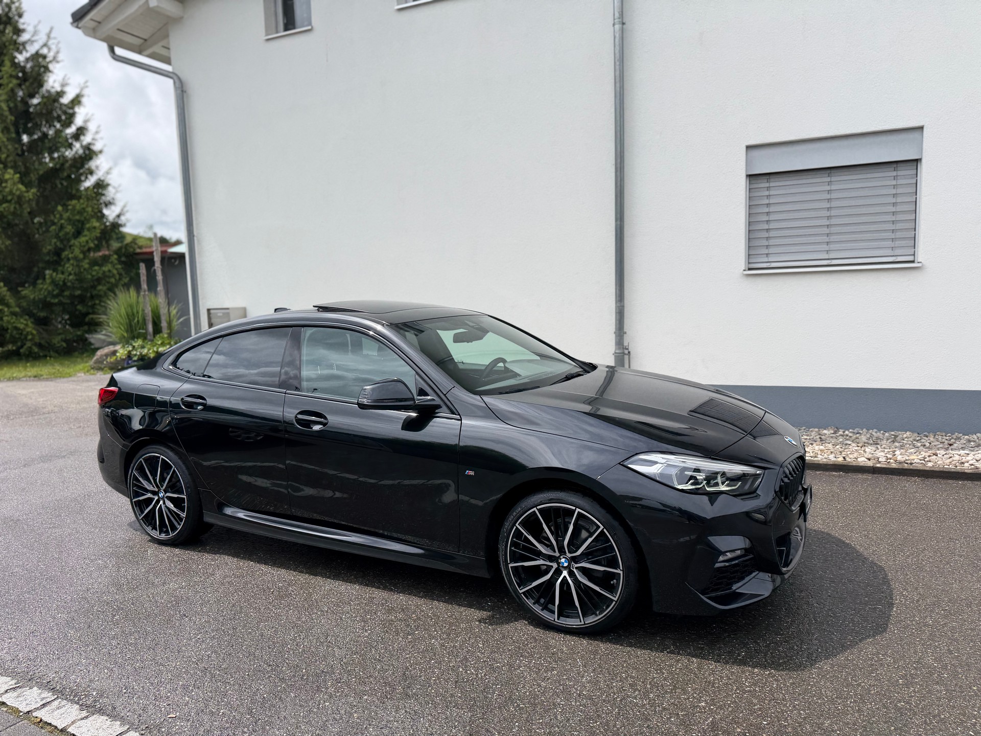 BMW 218i Gran Coupé M Sport Steptronic-showroom-element-2