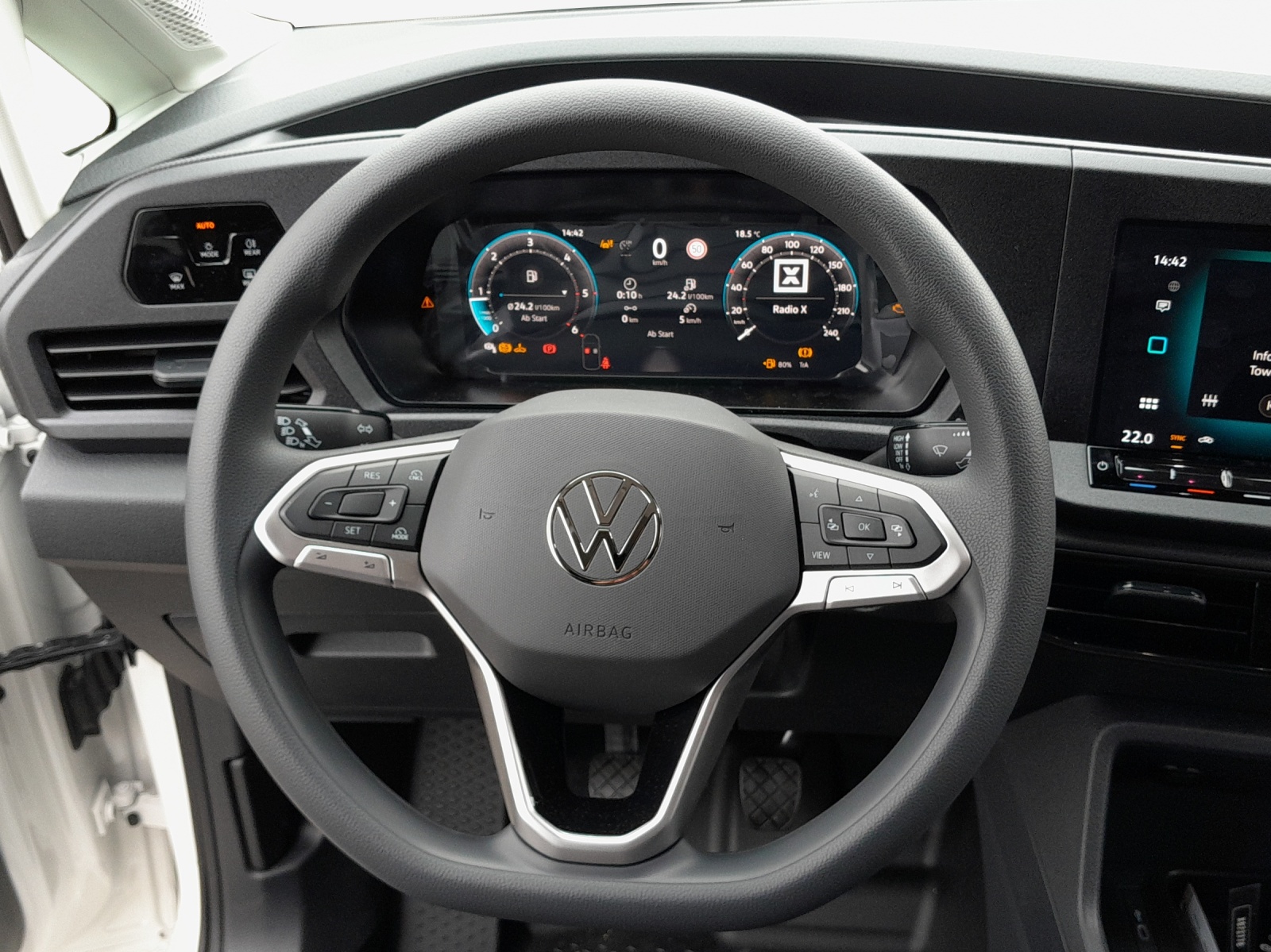 VW Caddy Cargo 2.0TDI Maxi 4Motion-image-9