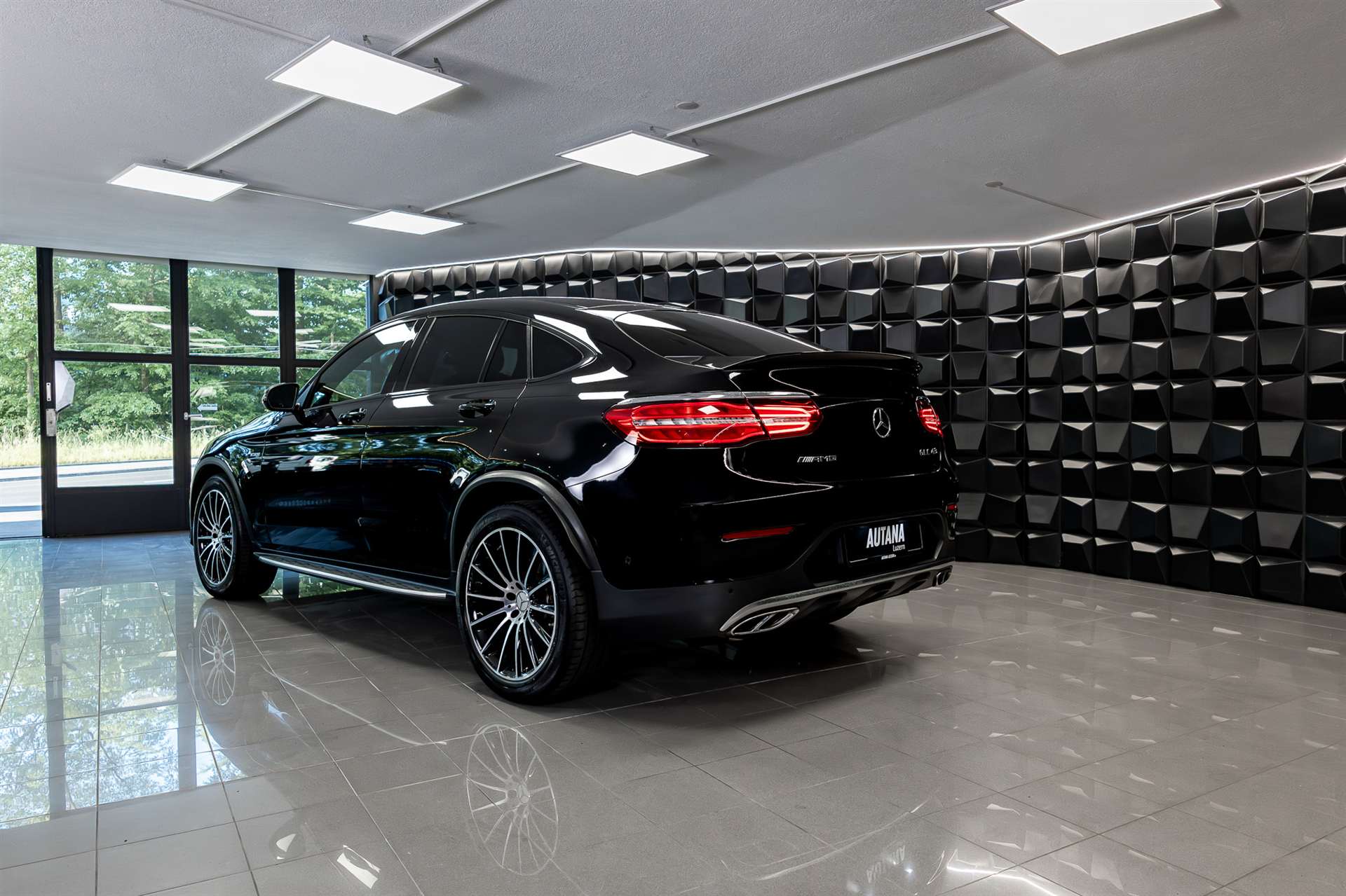 MERCEDES-BENZ GLC Coupé 43 AMG 4Matic 9G-Tronic-image-2