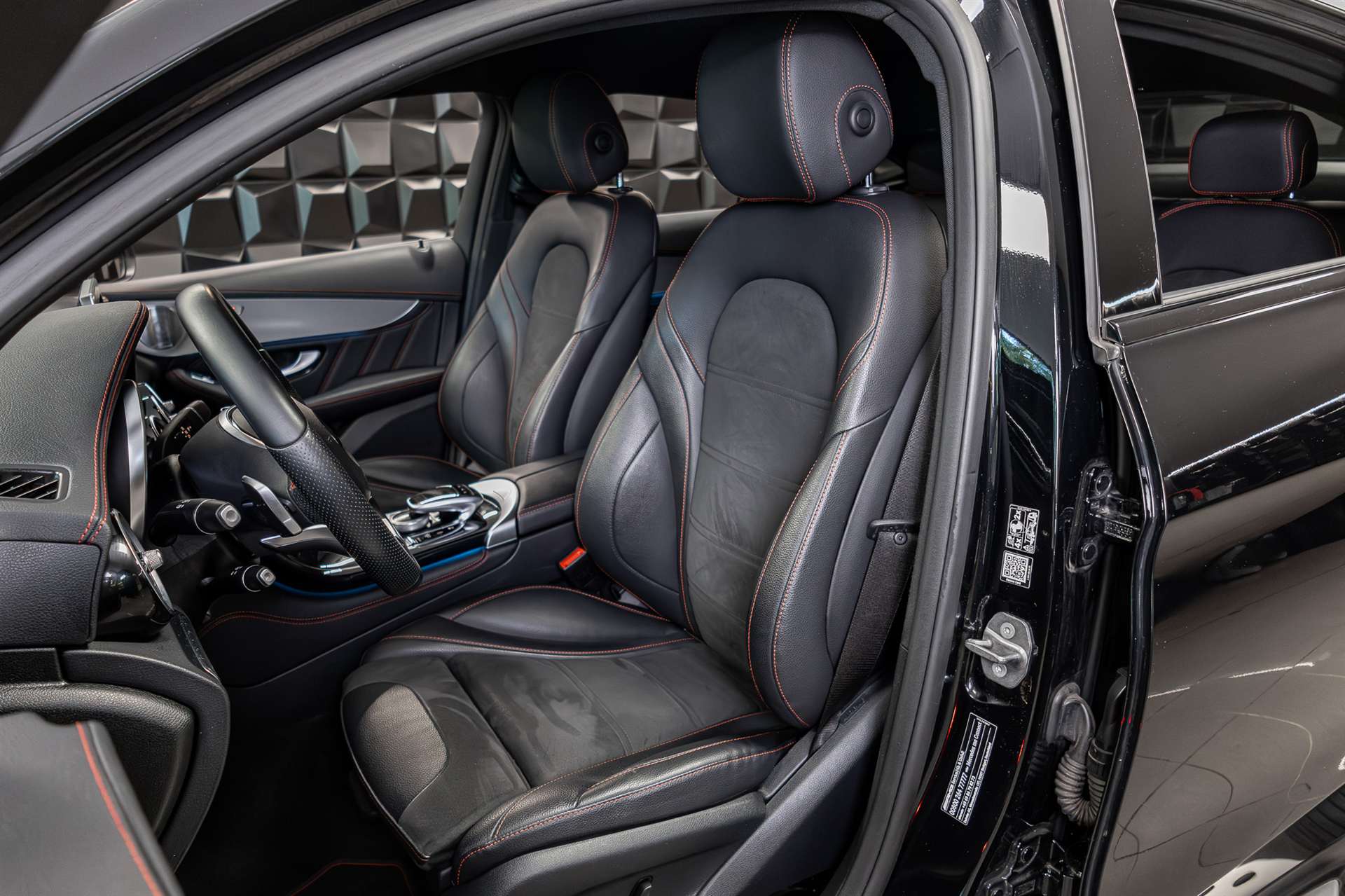 MERCEDES-BENZ GLC Coupé 43 AMG 4Matic 9G-Tronic-image-16