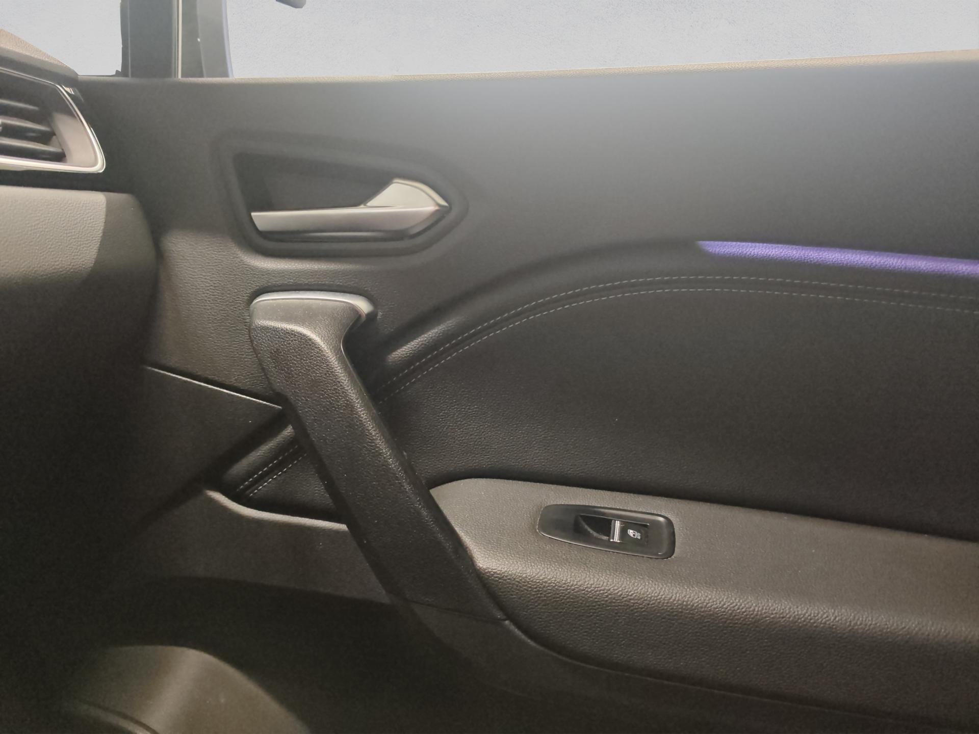 RENAULT Captur 1.6 E-Tech 145 Rive Gauche DHT-image-23