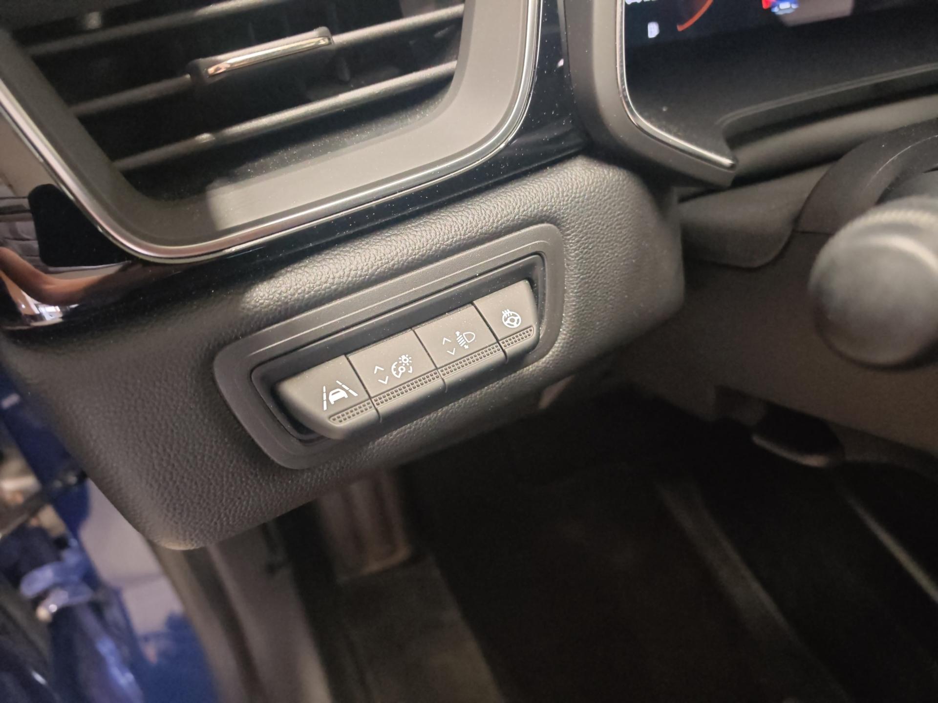 RENAULT Captur 1.6 E-Tech 145 Rive Gauche DHT-image-18